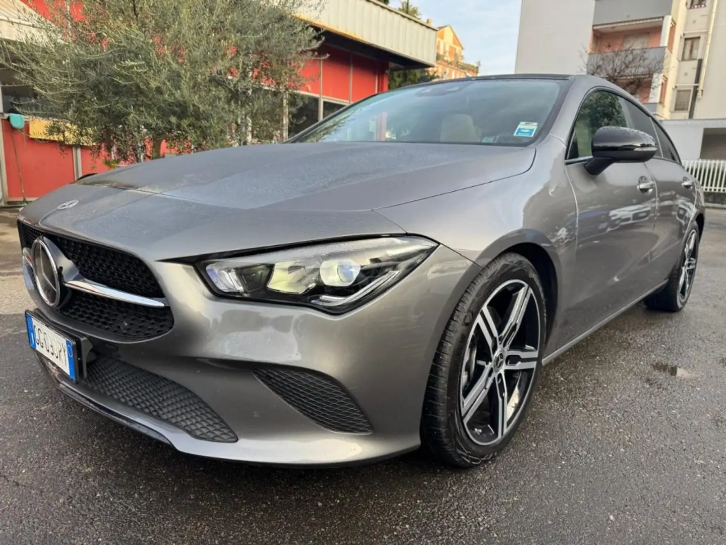 Mercedes-Benz CLA 200 Automatic Shooting Brake Sport Grigio - 1
