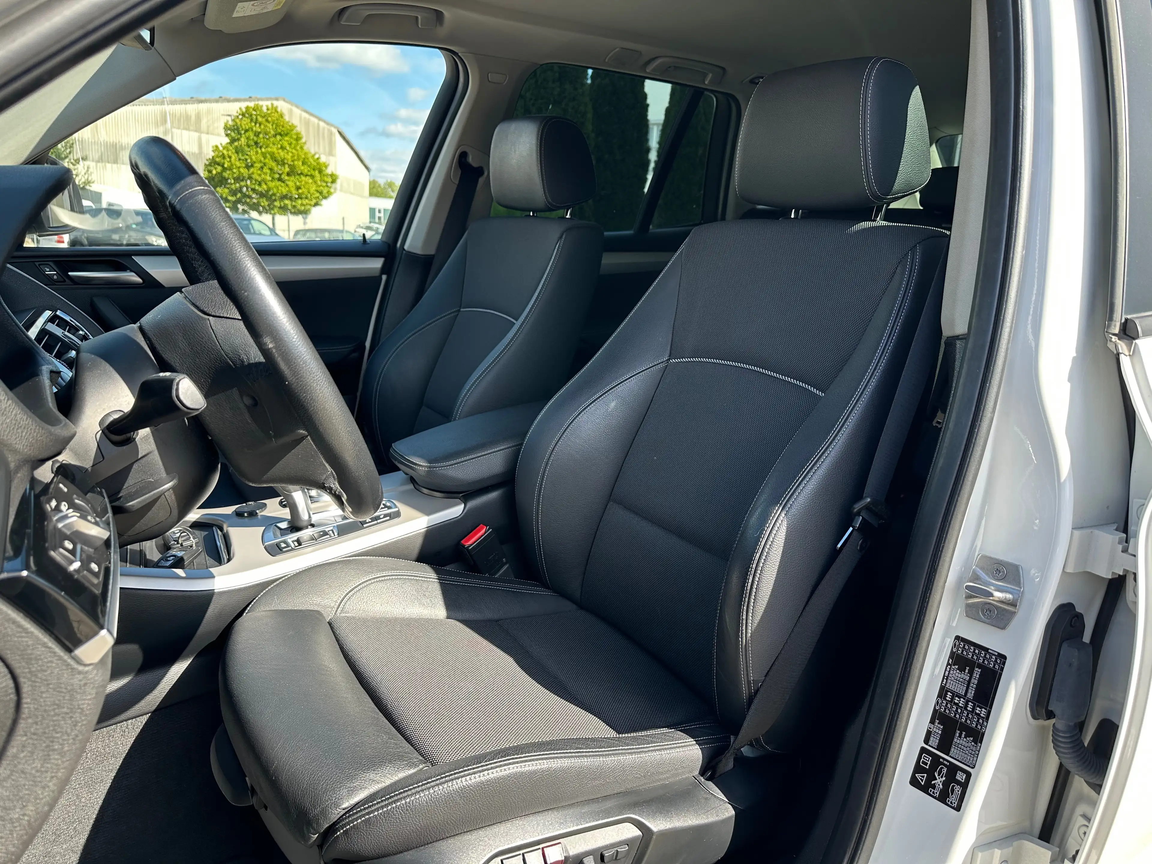 BMW X3 30d xdrive Steptronic Advantage Bi-Xenon/Teil Leder/HiFi/Temp./Ahk — photo 9