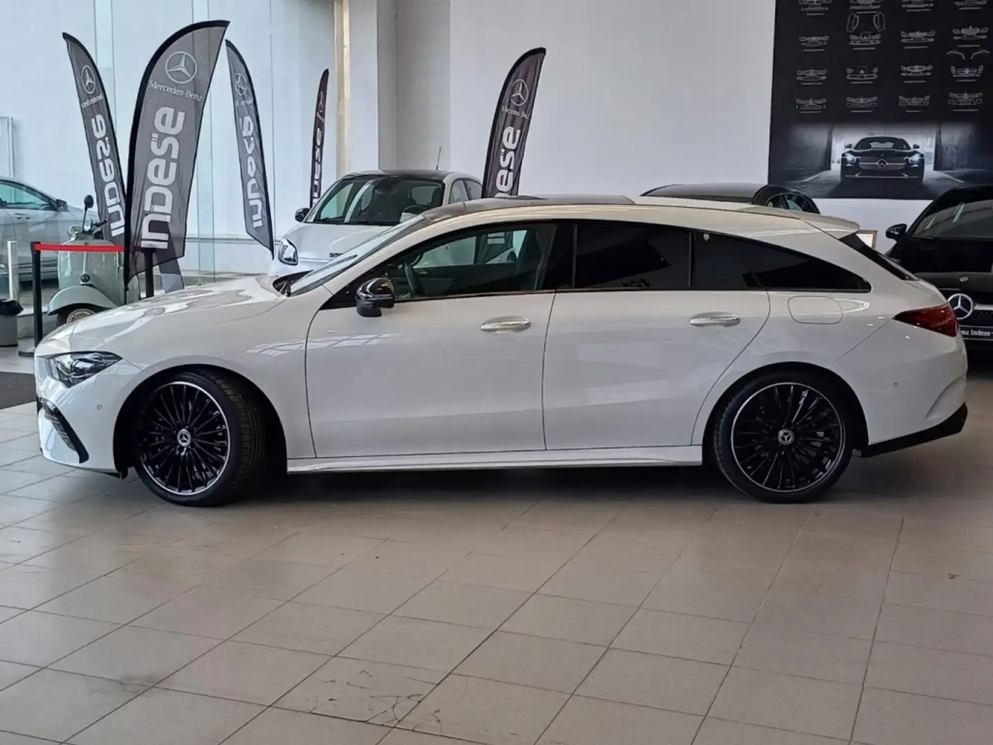 Mercedes-Benz CLA 200 7G-DCT Weiß - 2