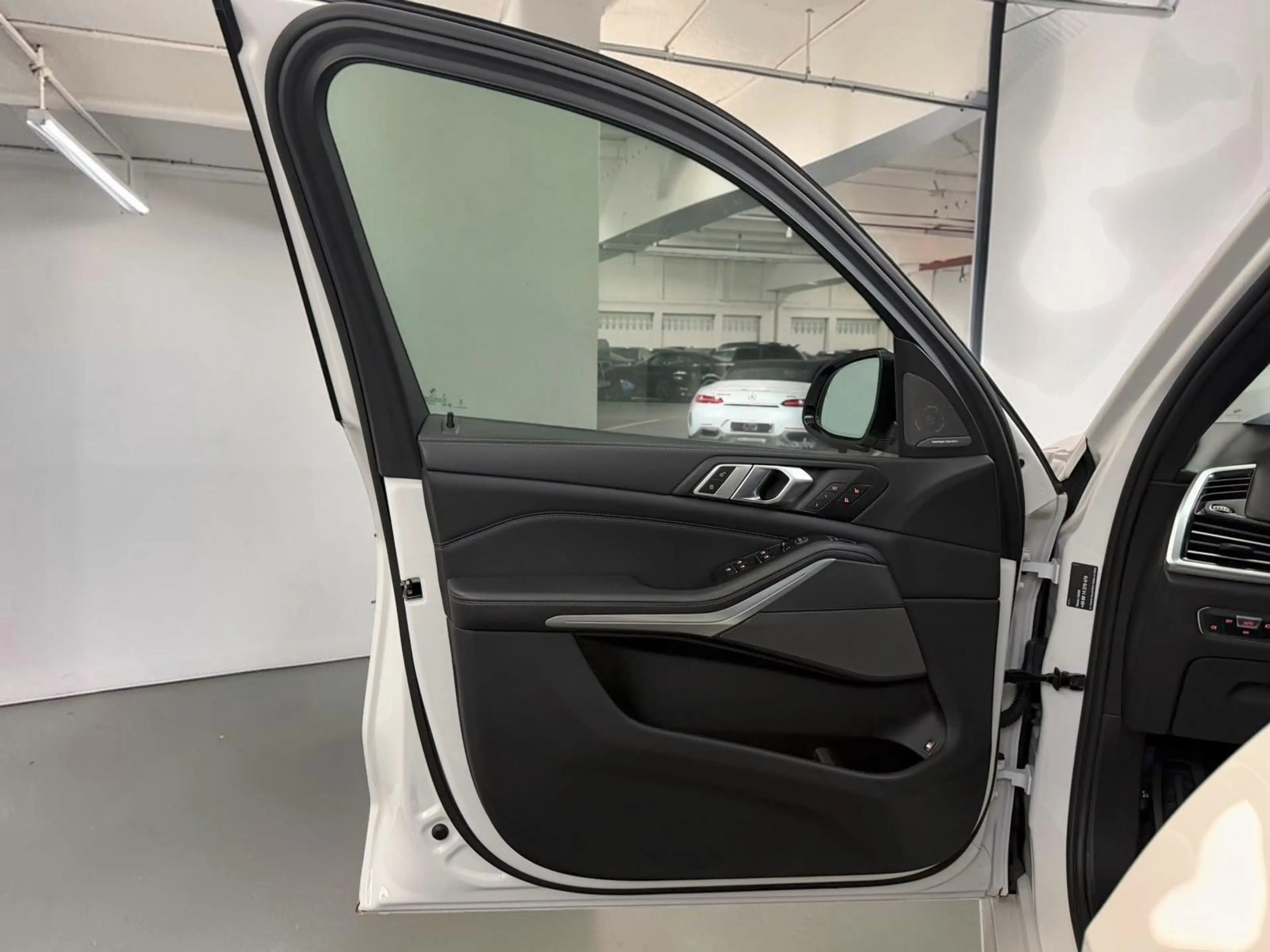 BMW X5 45e M xD H&K*PANO*INDIVIDUAL*AHK*19Z*VOLL — photo 9