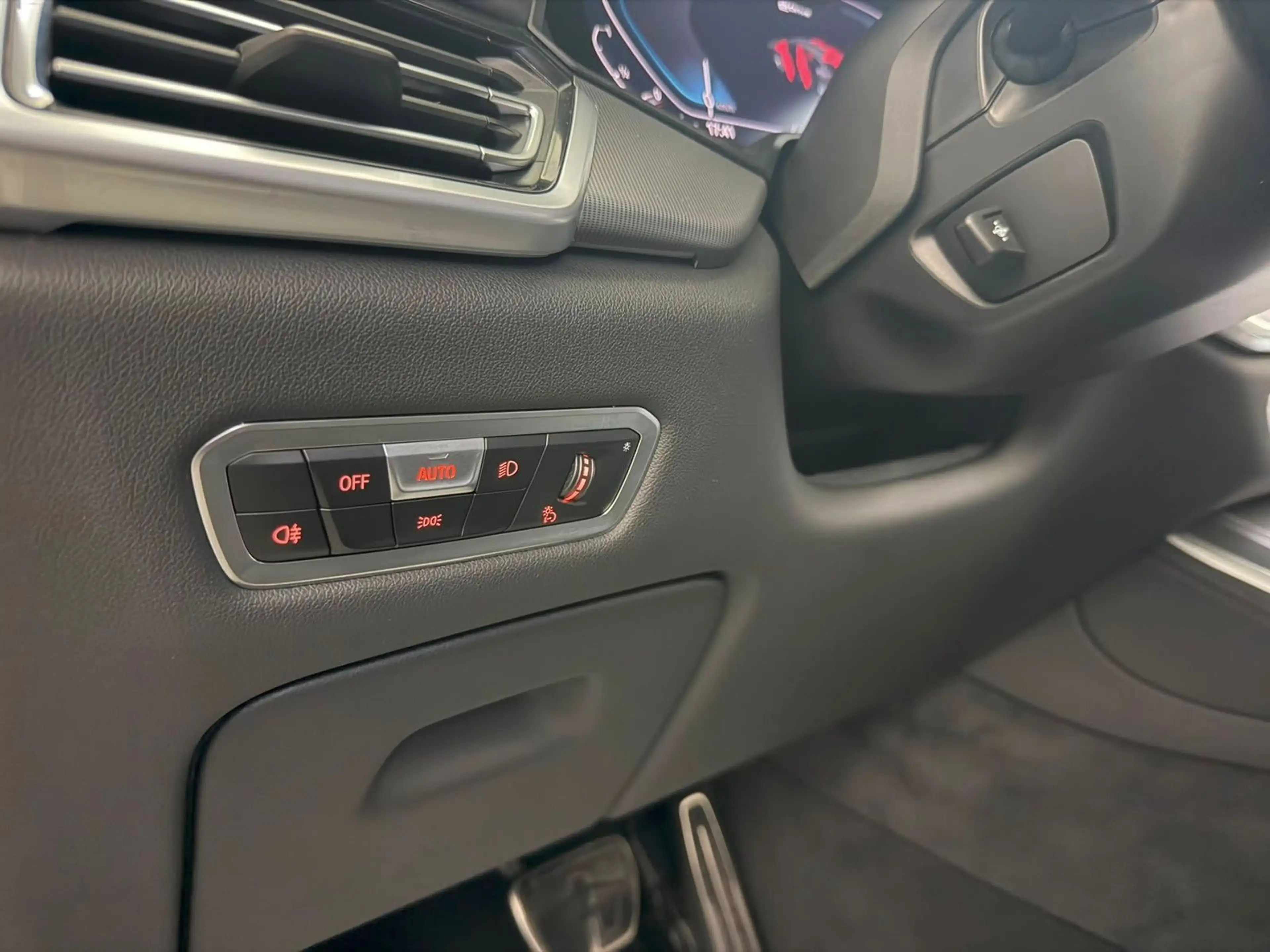 BMW X5 45e M xD H&K*PANO*INDIVIDUAL*AHK*19Z*VOLL — photo 12