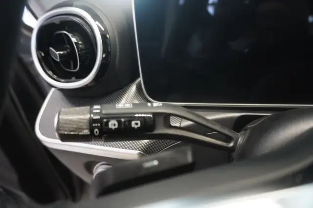 Mercedes-Benz C-Class view 14