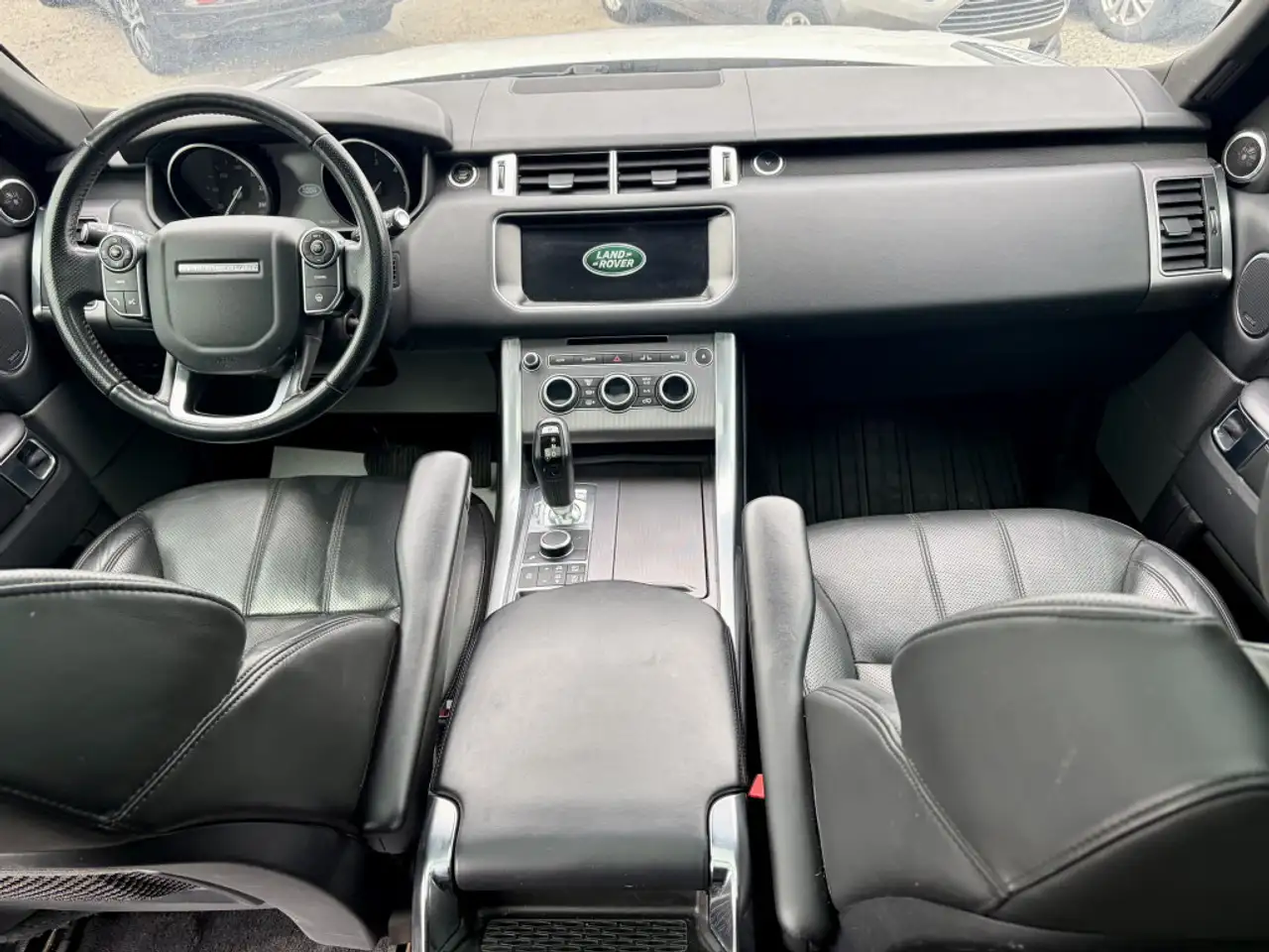 Land Rover Range Rover Sport снимка Land Rover Range Rover Sport