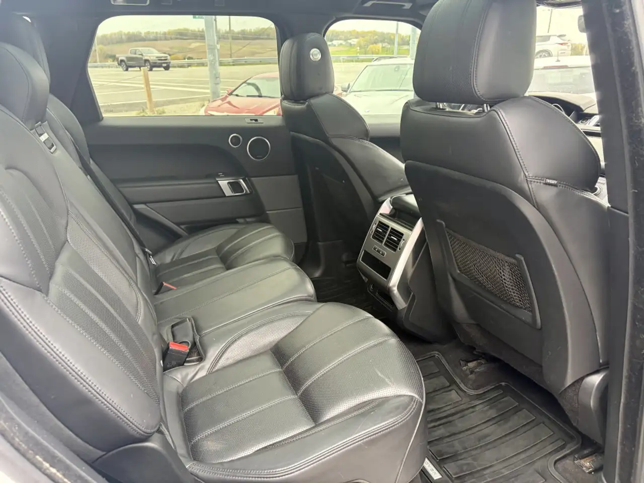 Land Rover Range Rover Sport снимка Land Rover Range Rover Sport