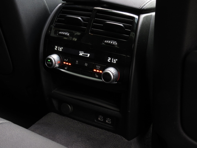BMW 530 5-serie Touring 530e xDrive Business Edition Plus — photo 23