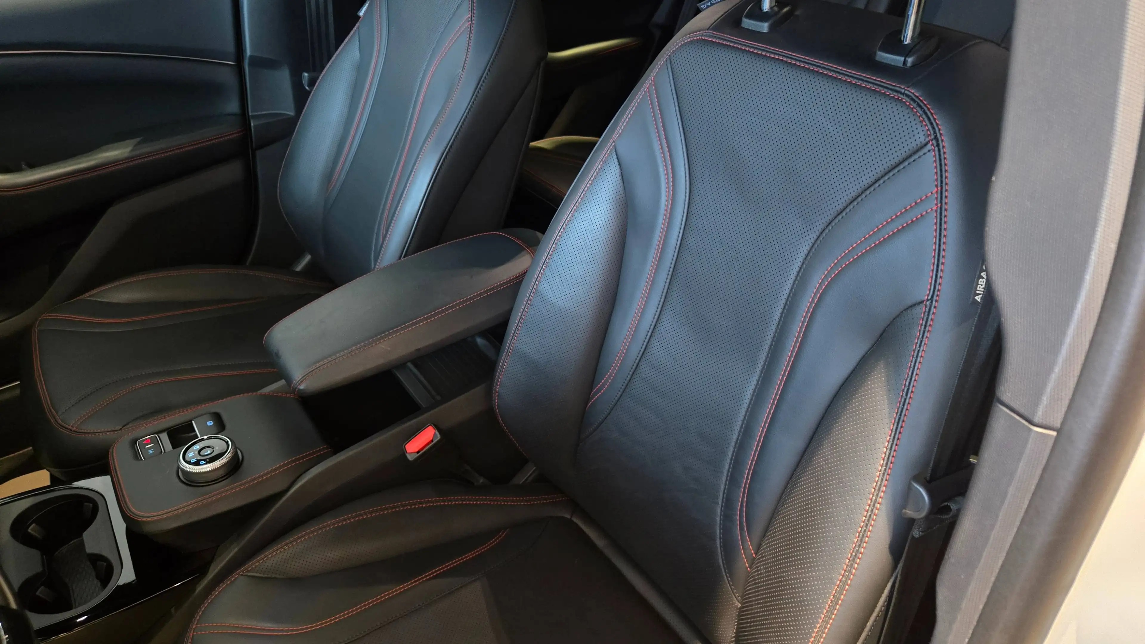 Ford Mustang Mach-E Premium AWD+99KW+Dach+Winter+LED+abn.AHK! — photo 7