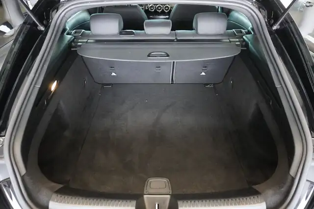 Mercedes-Benz Cla view 10