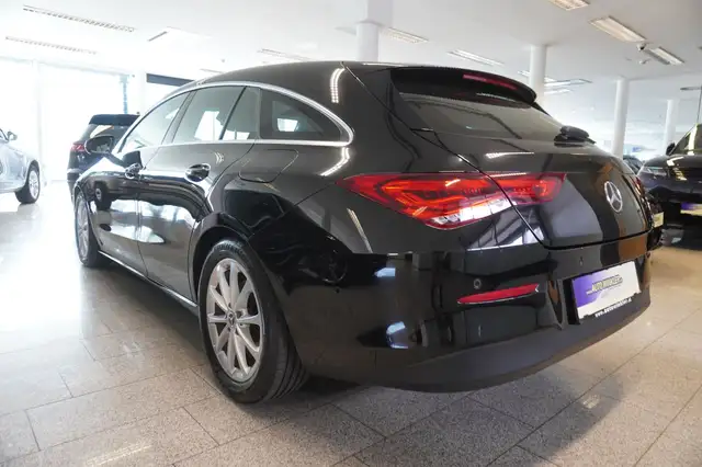 Mercedes-Benz Cla view 4