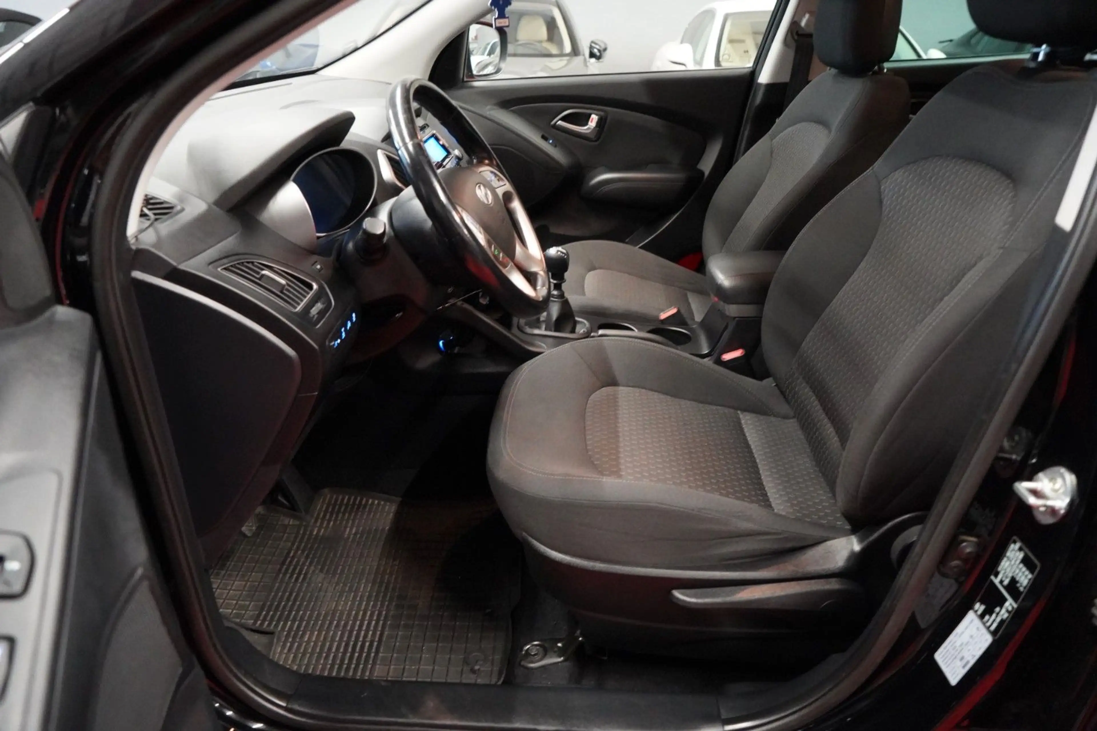 Hyundai iX35 2.0 CRDi 5StarEdition AWD 2.Hand*Unfallfrei — photo 15