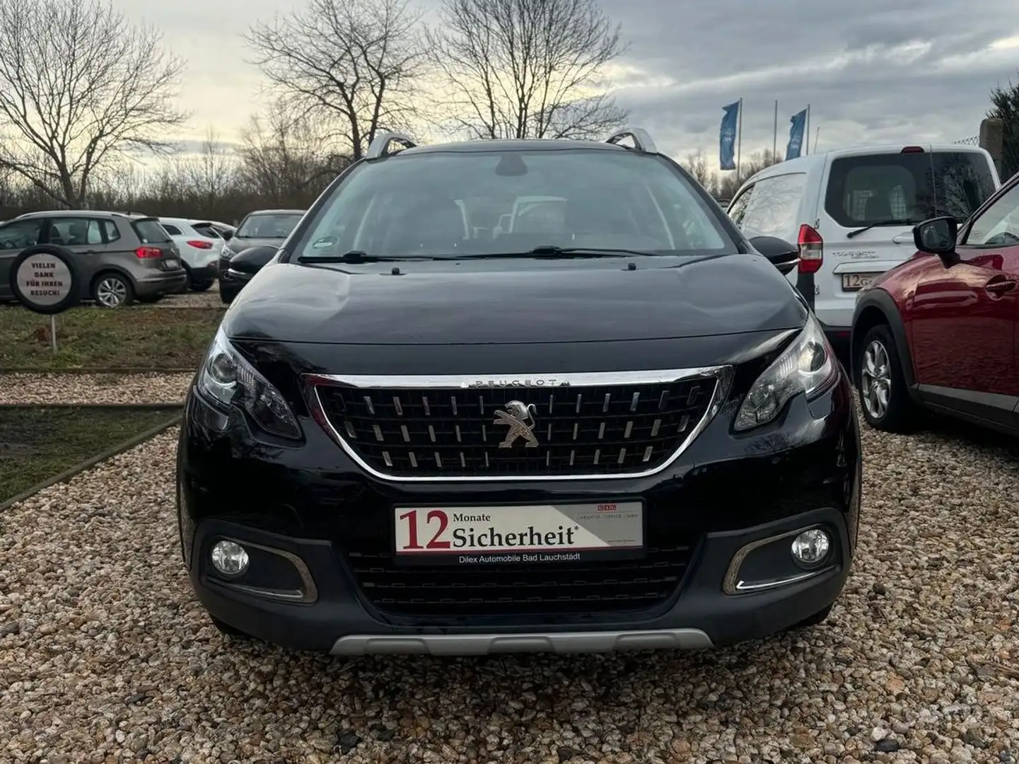 Peugeot 2008 Allure*SHZ*Navi*Garantie* Schwarz - 2