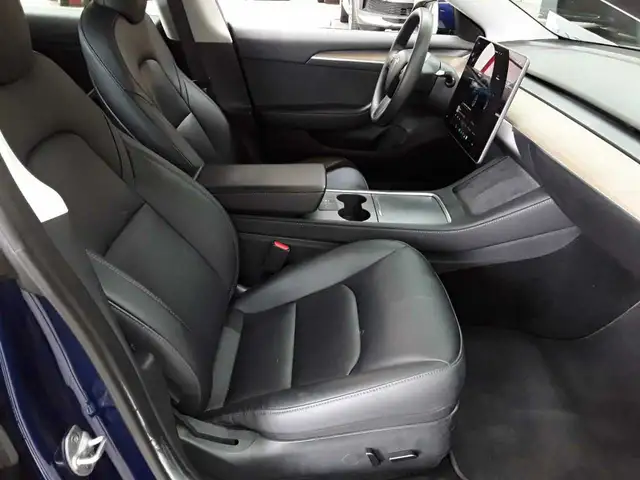 Tesla Model 3 view 8