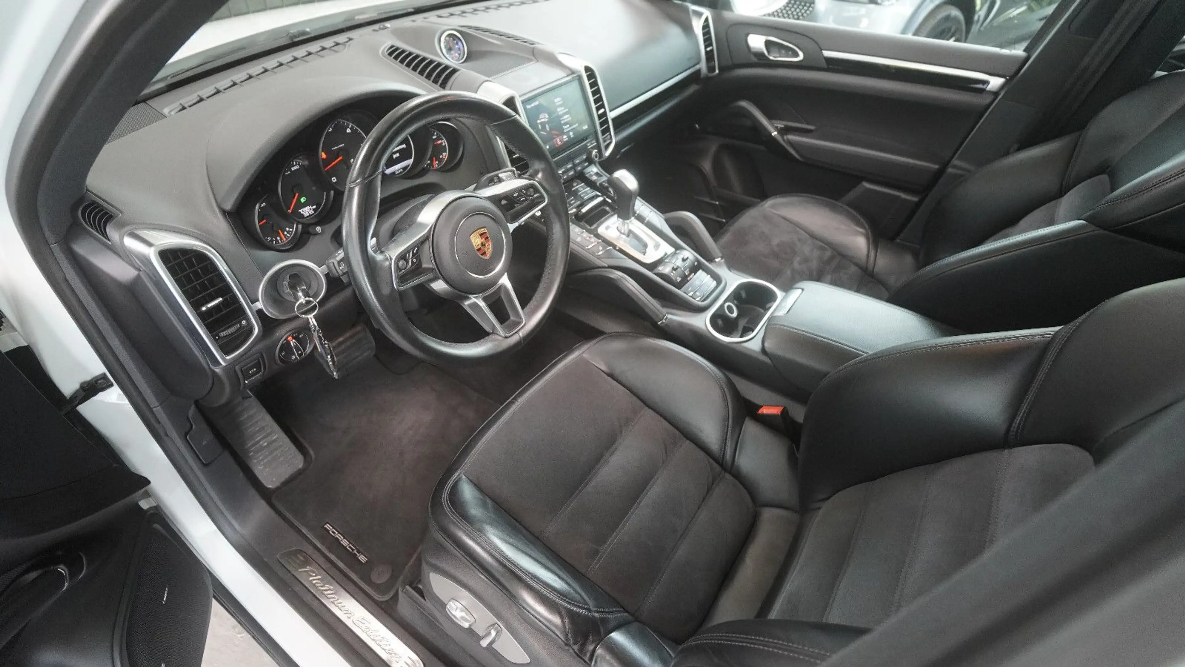 Porsche Cayenne Plati.Edit*PANO*AHK*BOSE*AHK*LUFT*CHRONO — photo 8