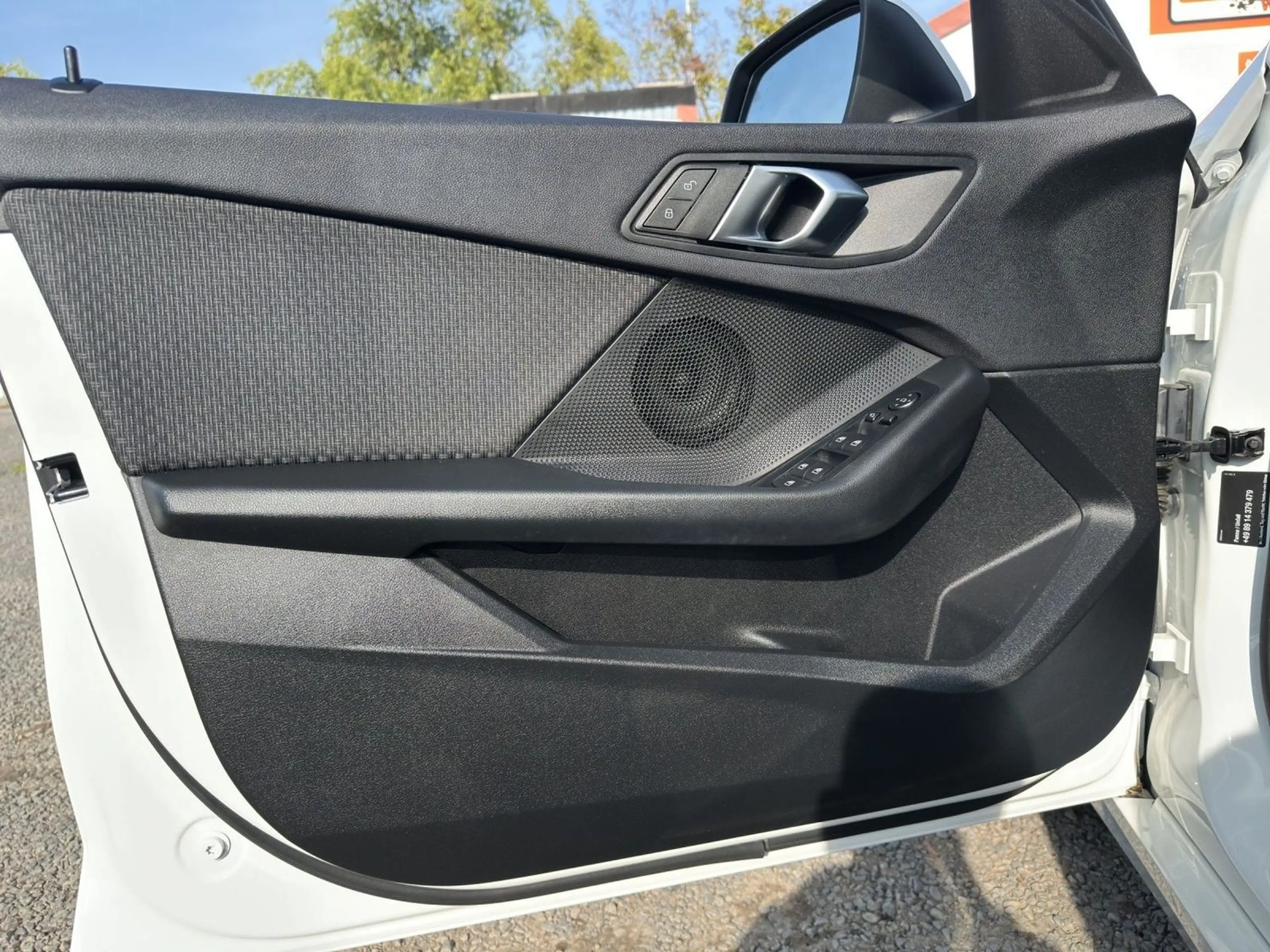 BMW 118 i Advantage LED Navi Kamera Pano — photo 12