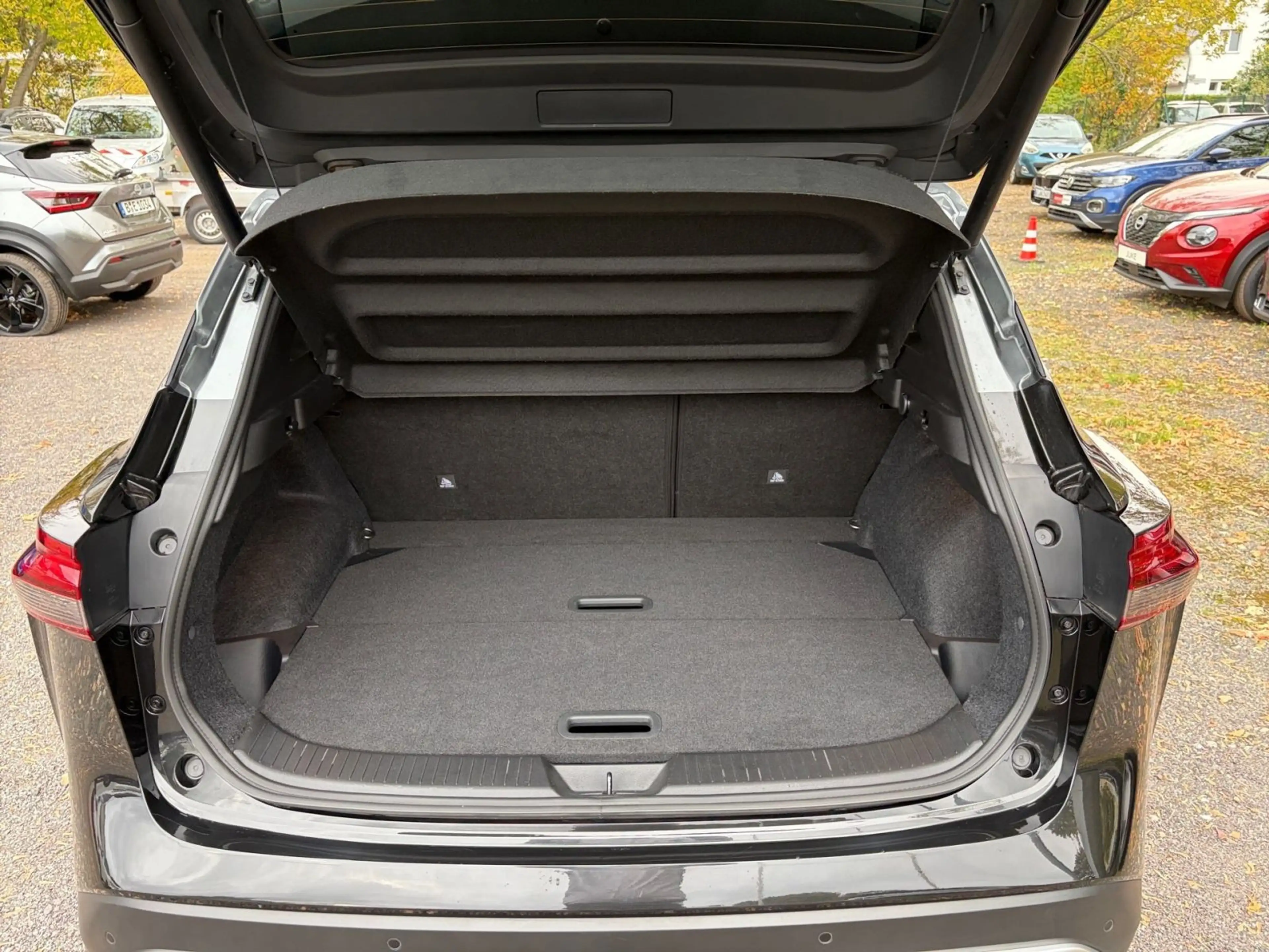 Nissan Qashqai 1.3 DIG-T MHEV Tekna Winter Navi 360°CAM — photo 12