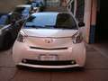 Toyota iQ iQ 1.0 Active (sol) cvt E5 Bianco - thumbnail 3