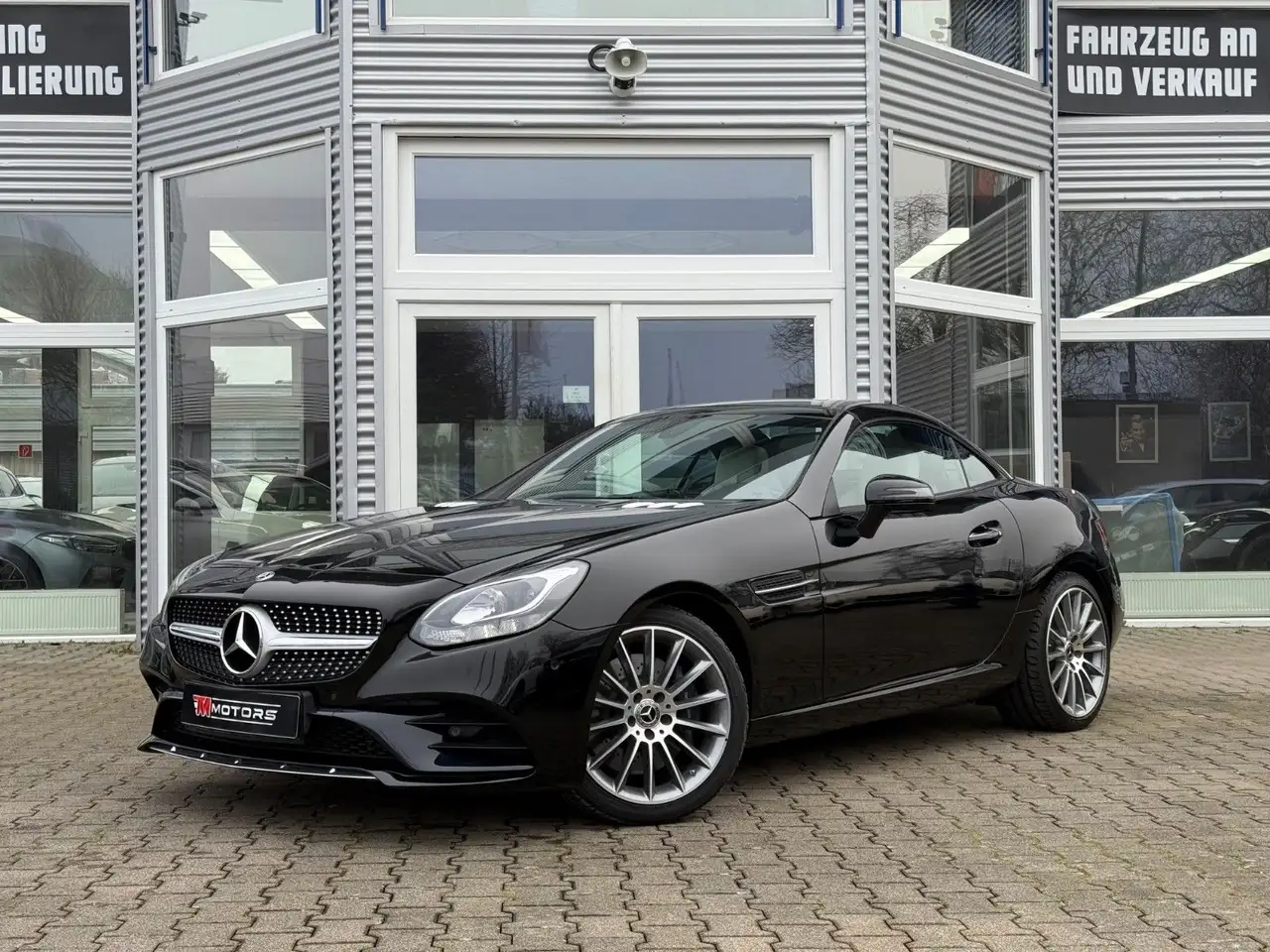 Mercedes-Benz SLC 300