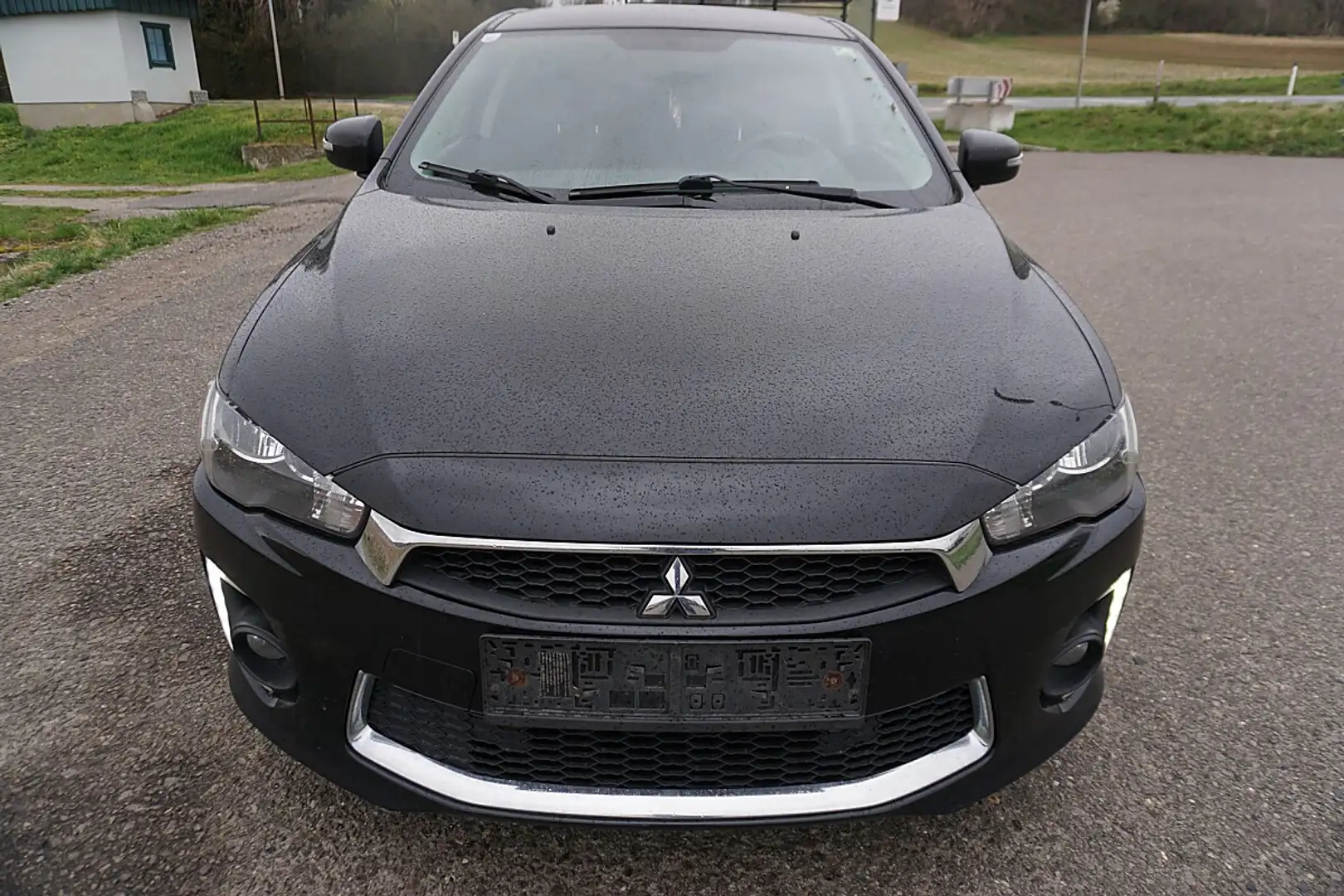 Mitsubishi Lancer Sports Sedan 1,6 MIVEC Final Edition Schwarz - 1