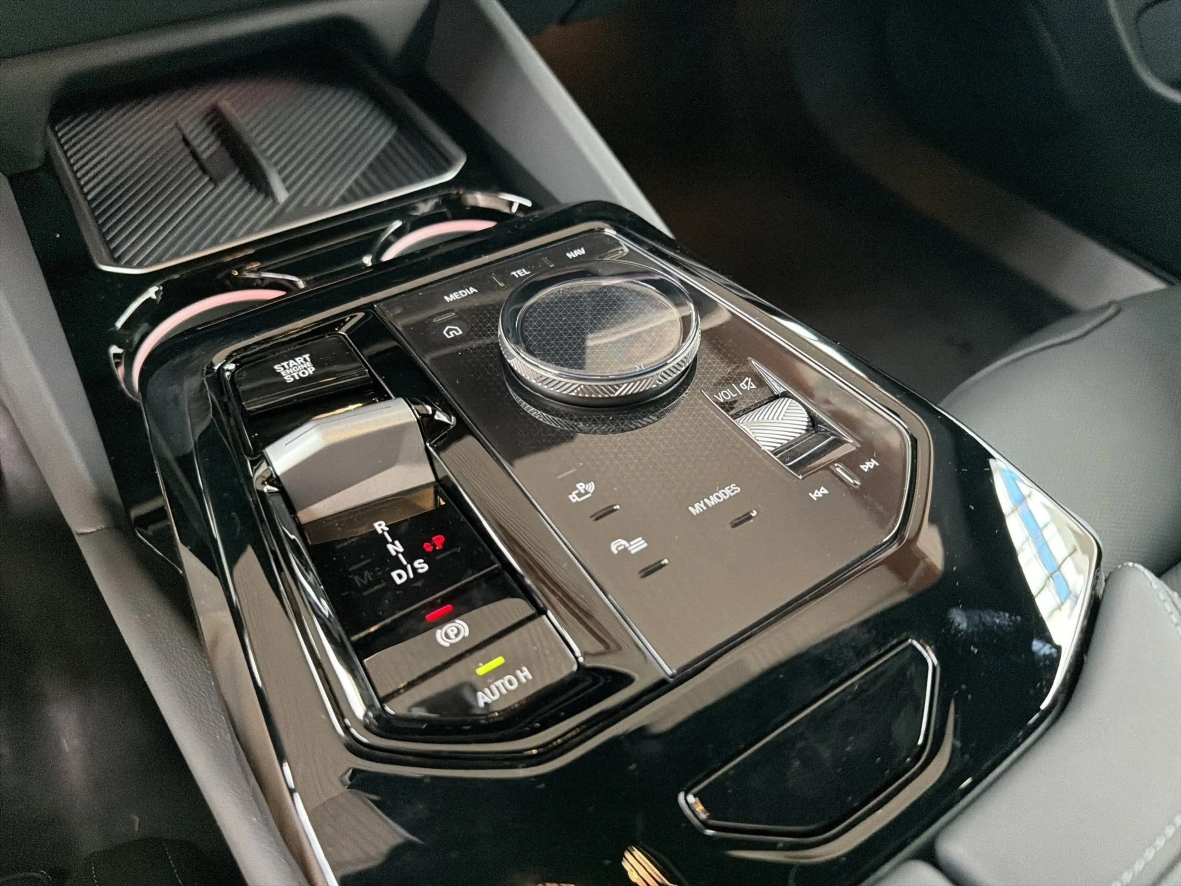 BMW 540 d xDrive Touring M Sport Pro|AHK|Pano|DAProf. — photo 12