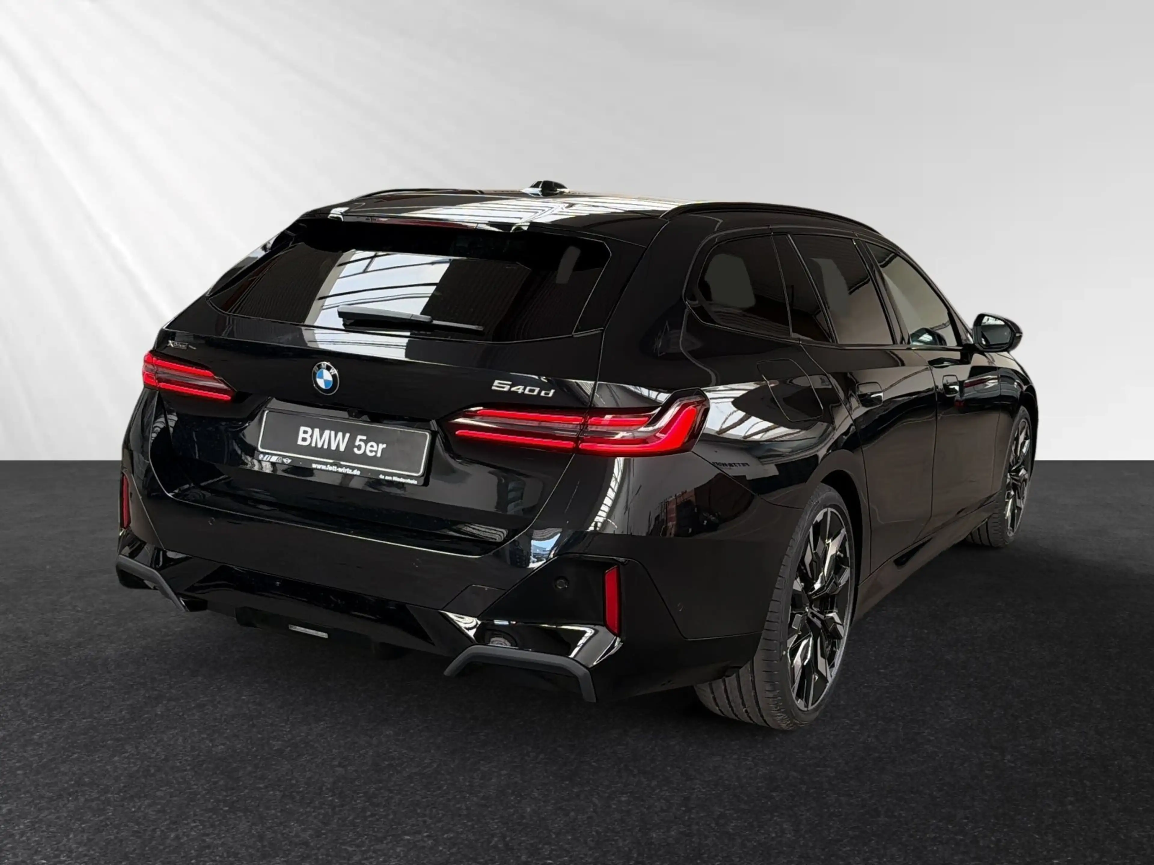 BMW 540 d xDrive Touring M Sport Pro|AHK|Pano|DAProf. — photo 3