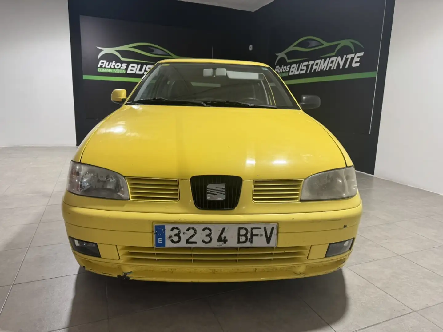 SEAT Ibiza 1.9 SDi Select Amarillo - 2