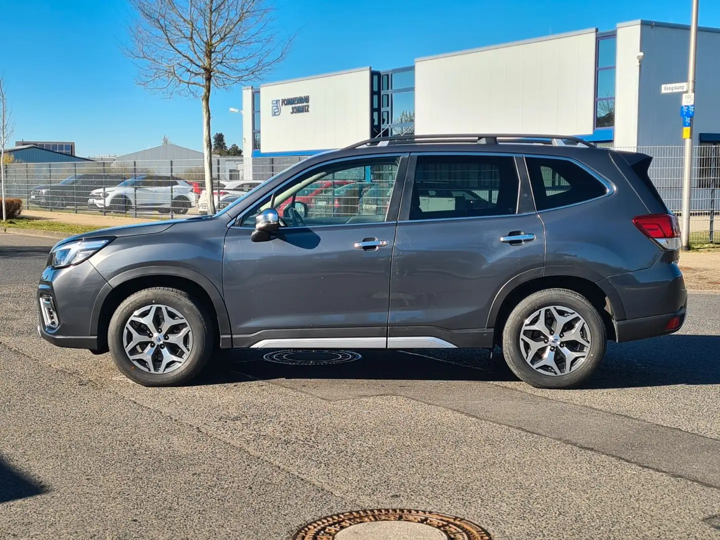 Subaru Forester Comfort*Autom.*Xenon*Navi*RFK*PDC* Grau - 2