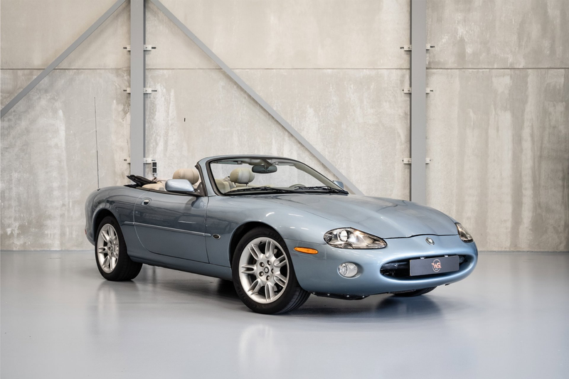 Jaguar XK8 4.0 V8 Convertible