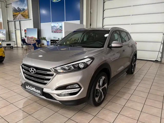 Hyundai TUCSON 1.6 T-GDI Style 2WD NAVI, HK, CAM, 19", 4x Sitzhzg