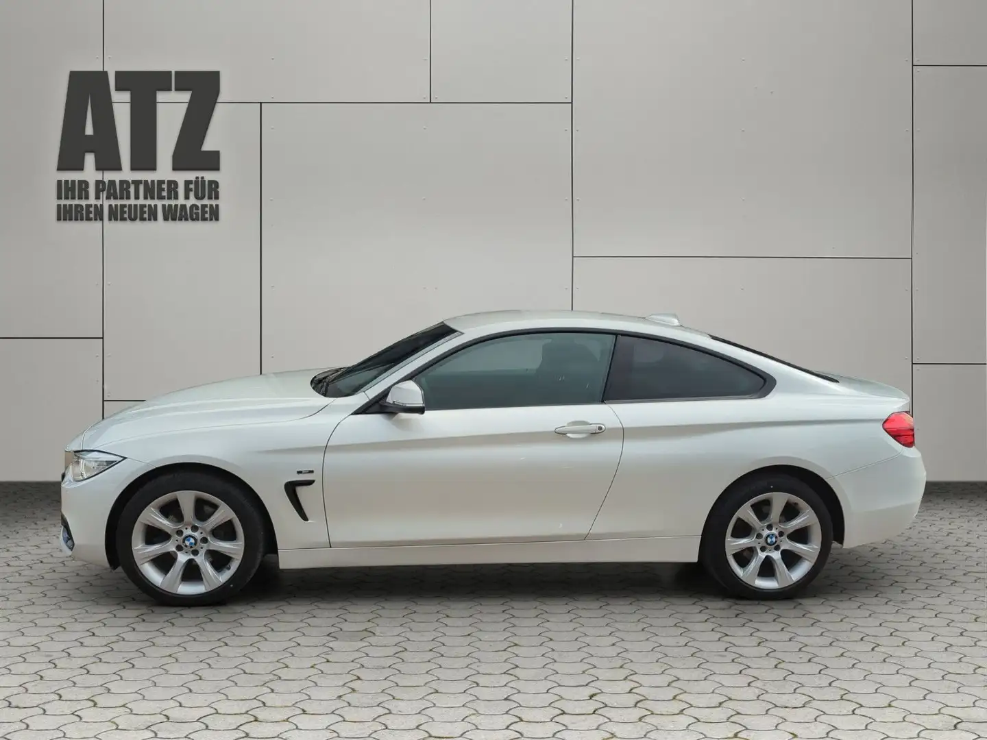 BMW 420 d xDrive Sport Line Distronic*Head Up*Garant Weiß - 2