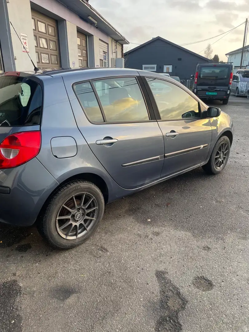 Renault Clio Clio 1.2 16v Campus Pack Sport - 2