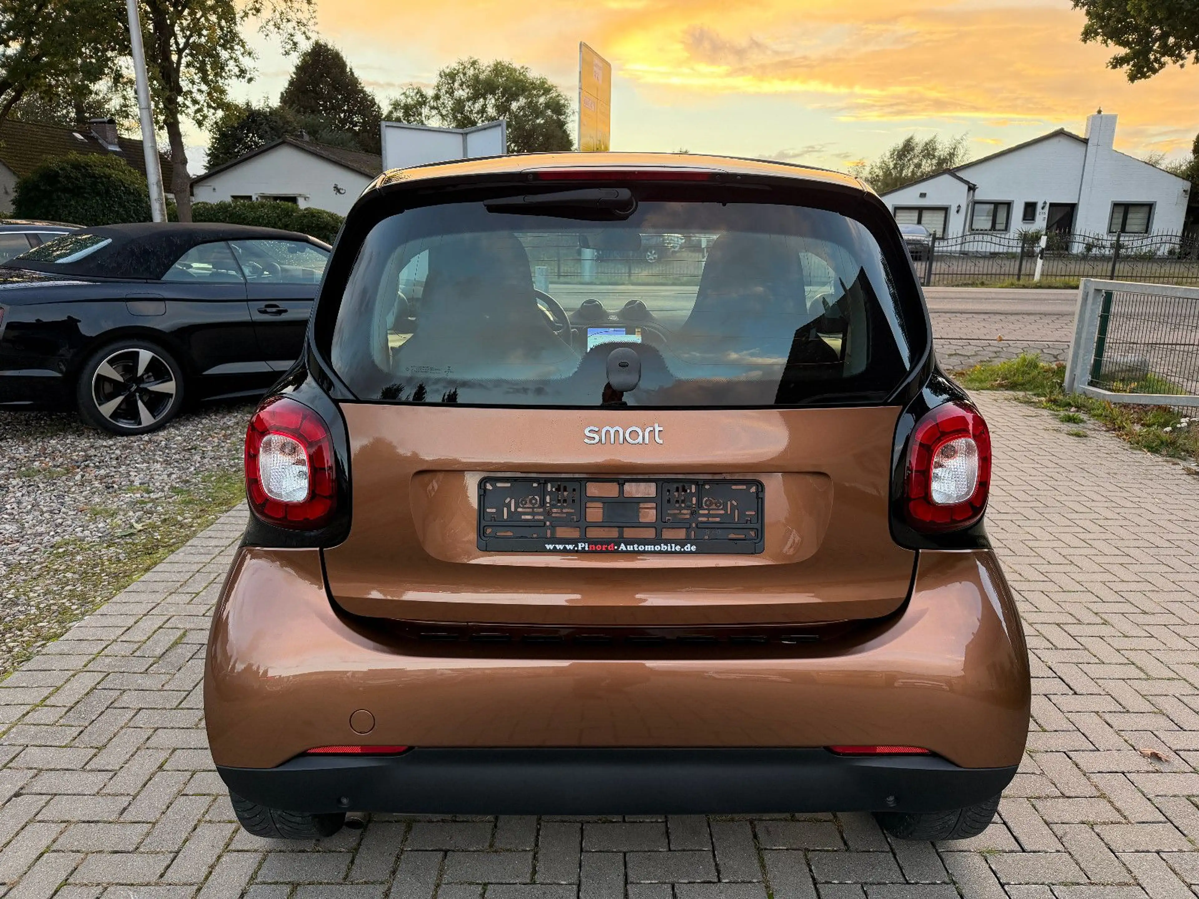 smart forTwo Passion AUTOMATIK-LED-PANO-NAVI-S.HEIZ — photo 6