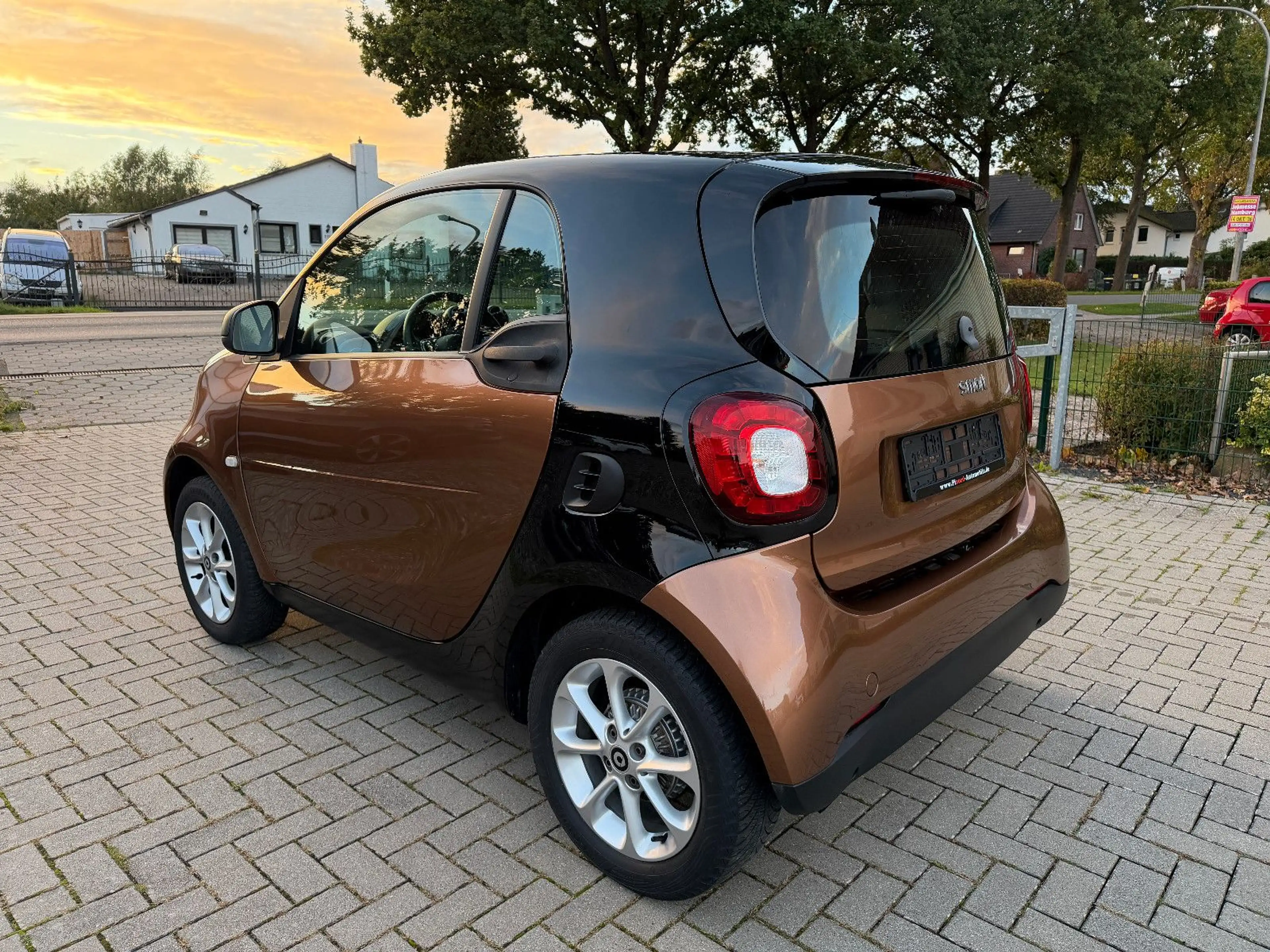 smart forTwo Passion AUTOMATIK-LED-PANO-NAVI-S.HEIZ — photo 7