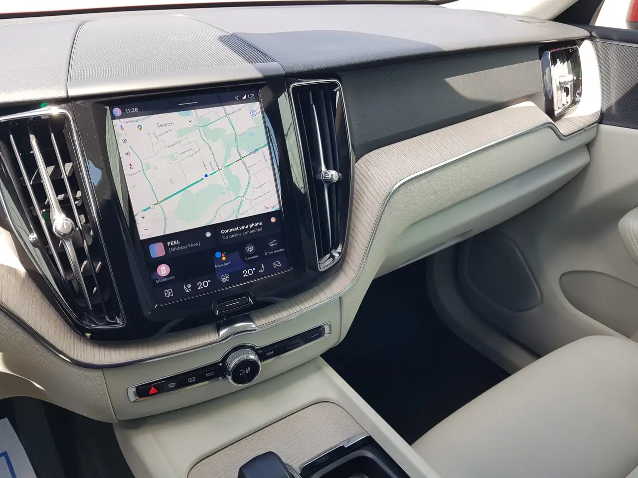 Volvo XC60 снимка Volvo XC60