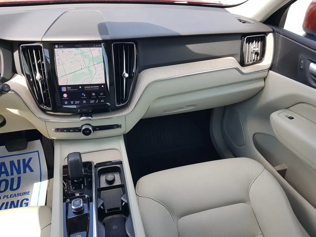 Volvo XC60 снимка Volvo XC60