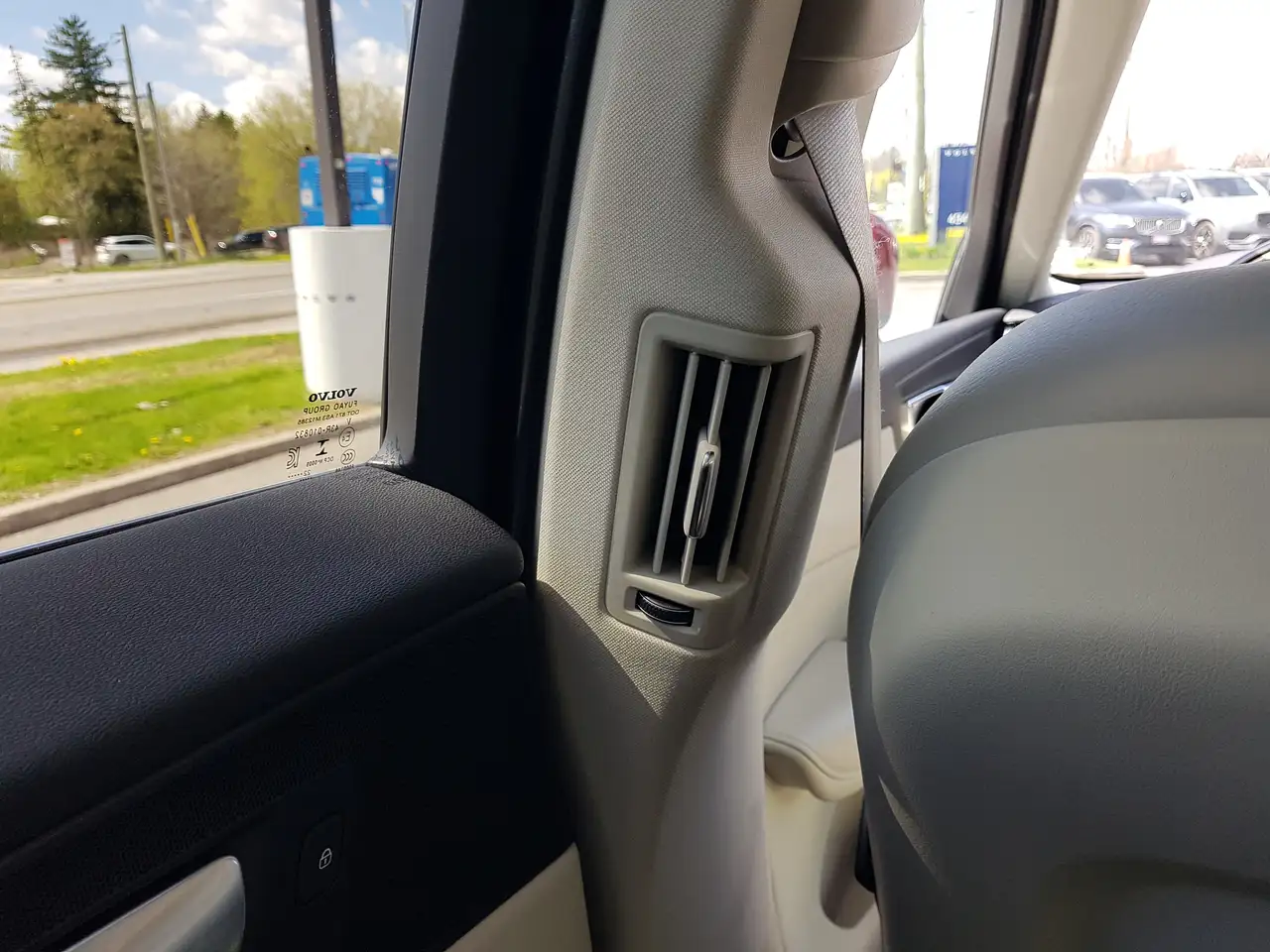 Volvo XC60 снимка Volvo XC60