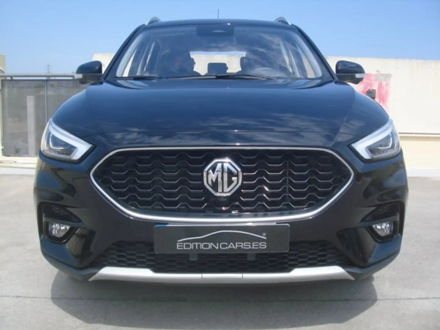 MG ZS 1.0 T-GDI Luxury 82kW Negro - 2