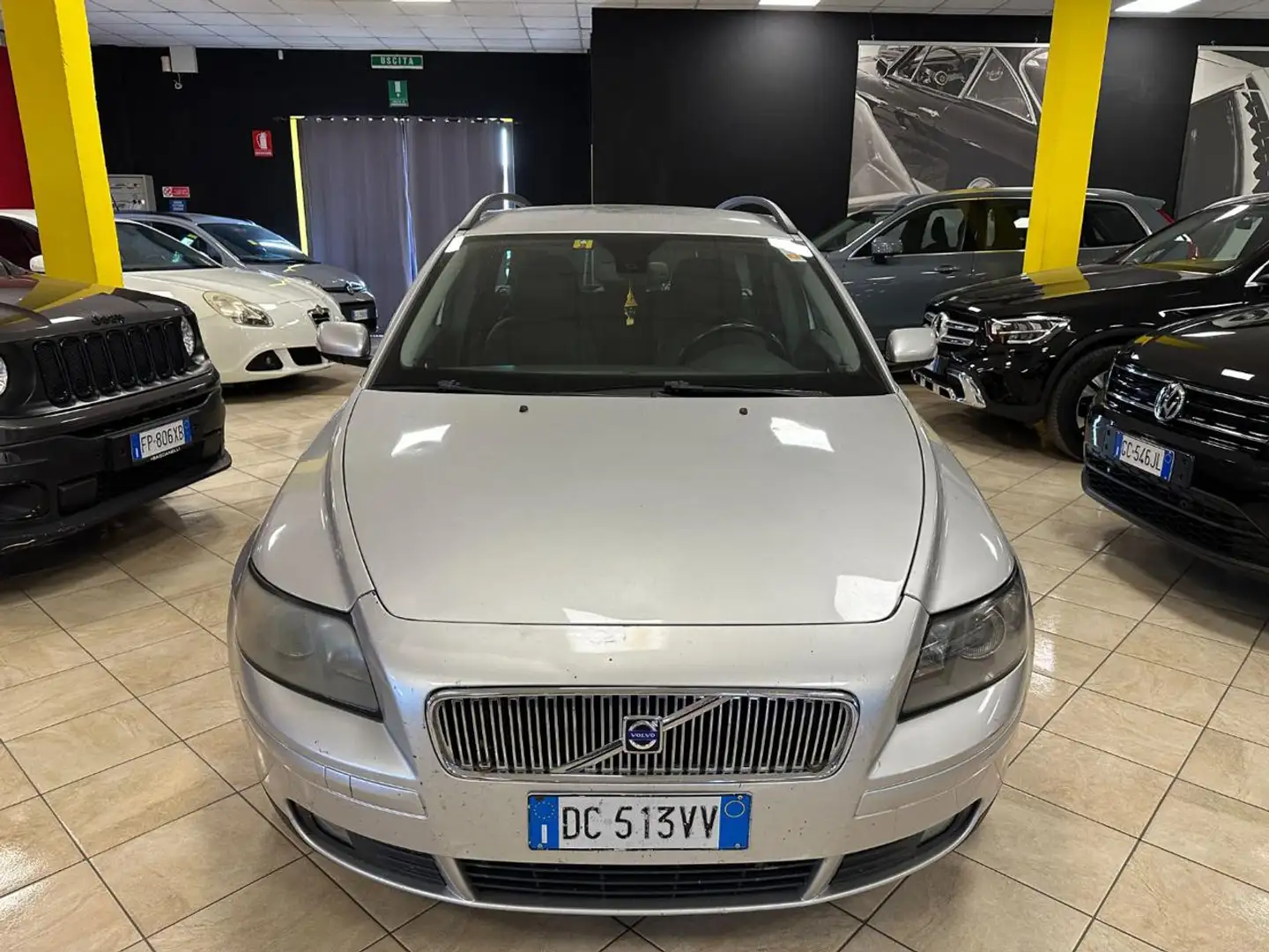 Volvo V50 1.6 D CINGHIA FATTA- TURBINA NUOVA -GOMME 80% Argento - 2