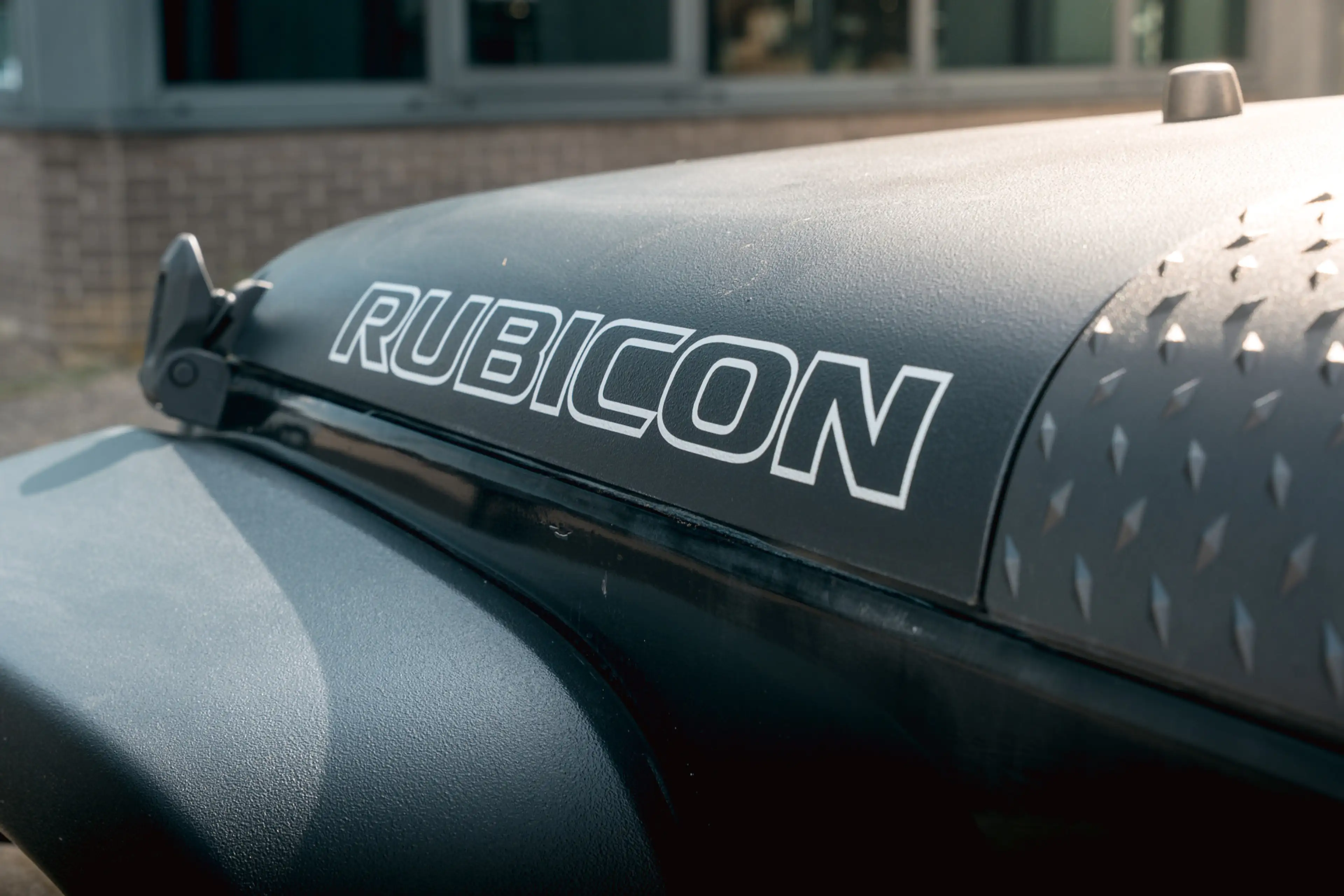 Jeep Wrangler 3.8 Hard-top Rubicon — photo 12