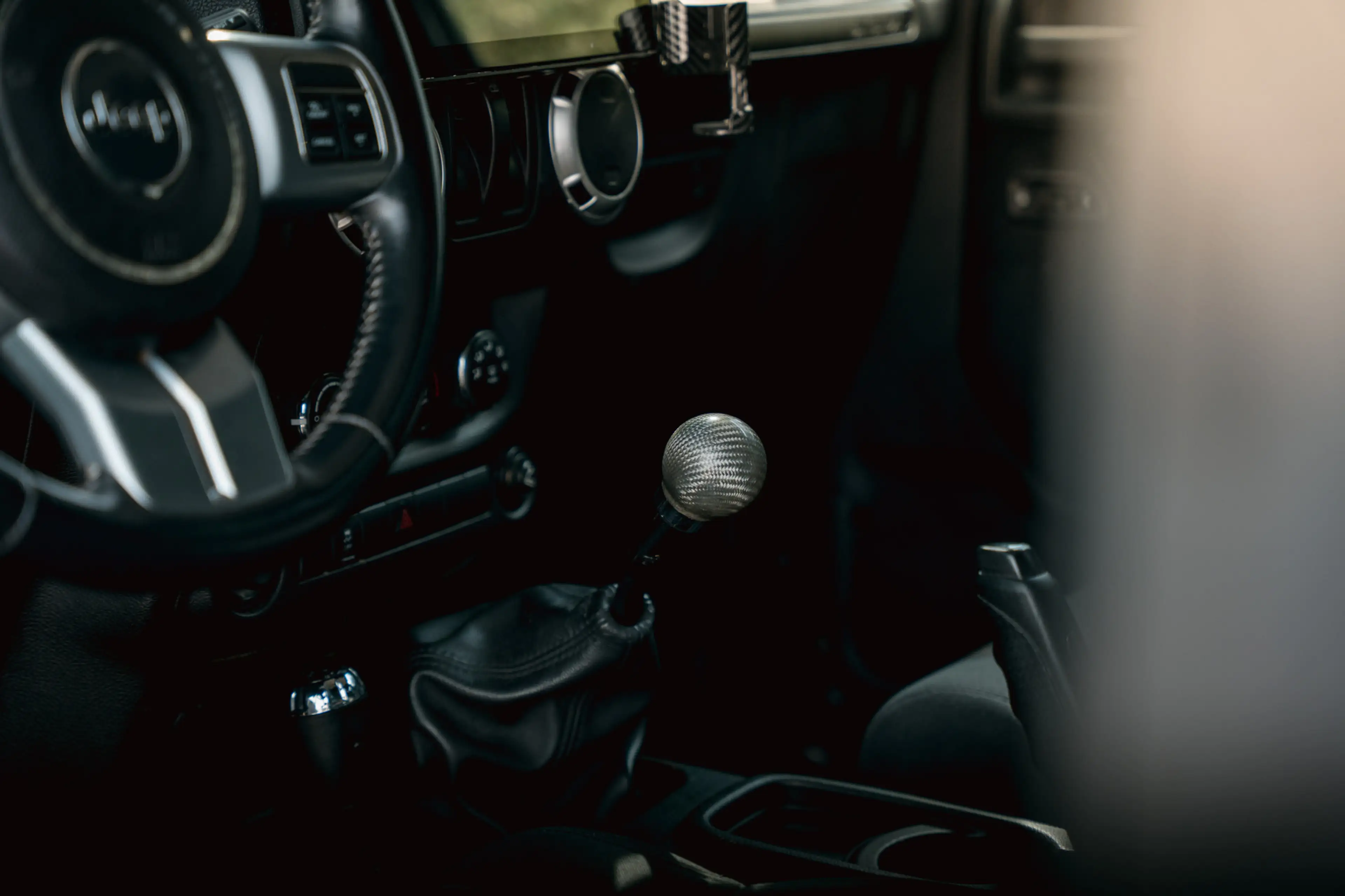 Jeep Wrangler 3.8 Hard-top Rubicon — photo 10