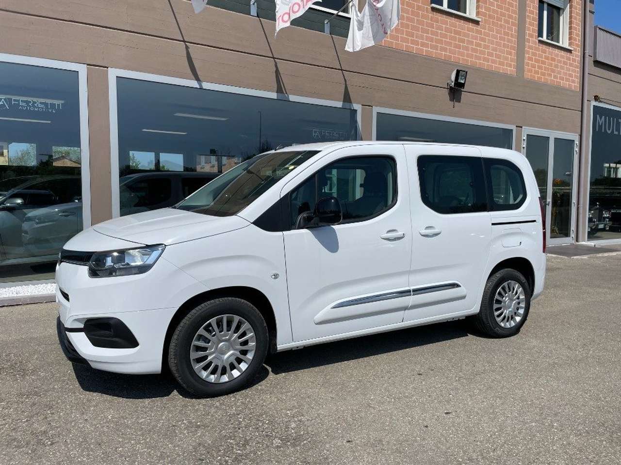 Toyota Proace City VERSO 1.5D 100 CV S&S Short Lounge