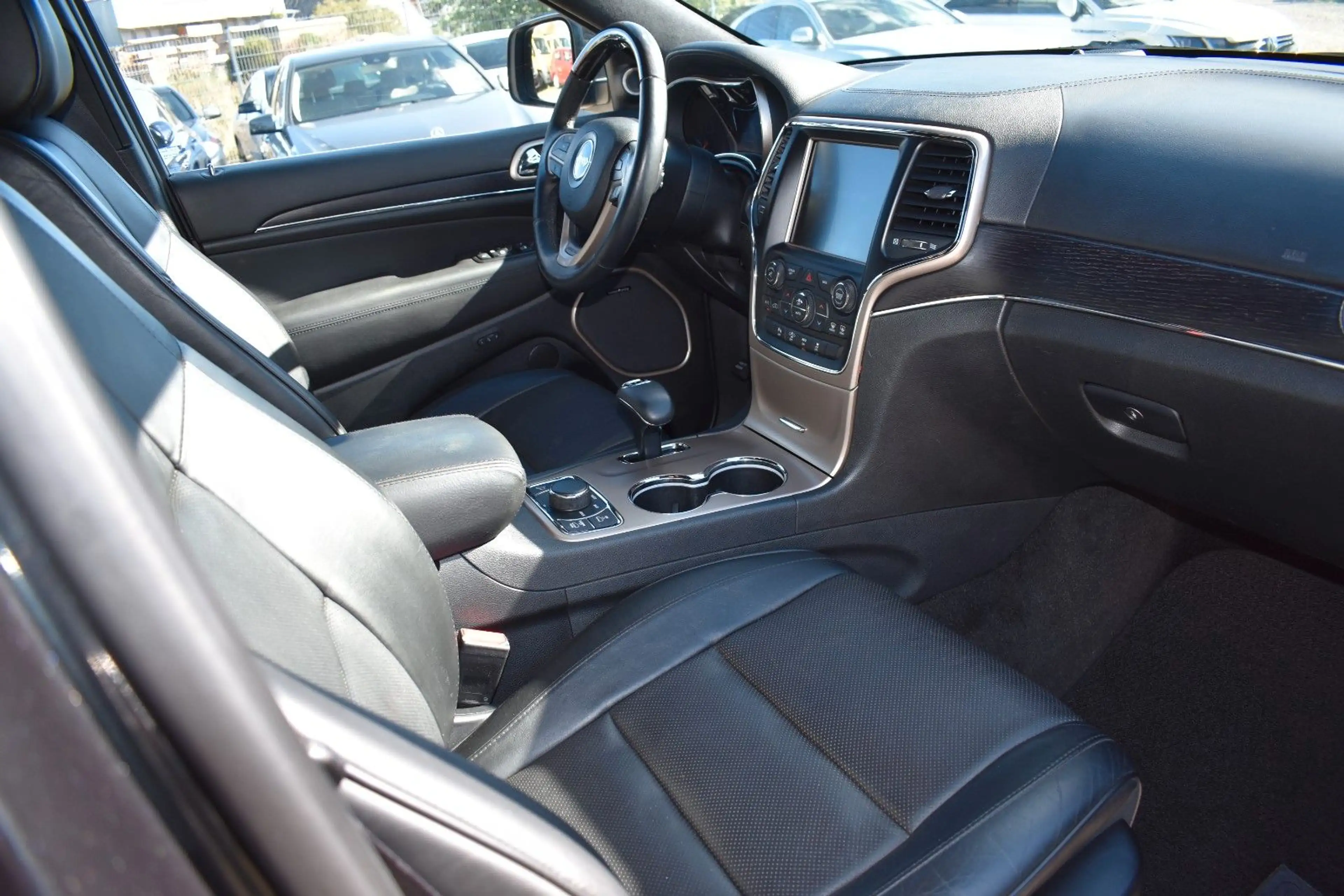 Jeep Grand Cherokee 3.0 CRD Summit AHK/H&K/KEYLES/ACC — photo 7