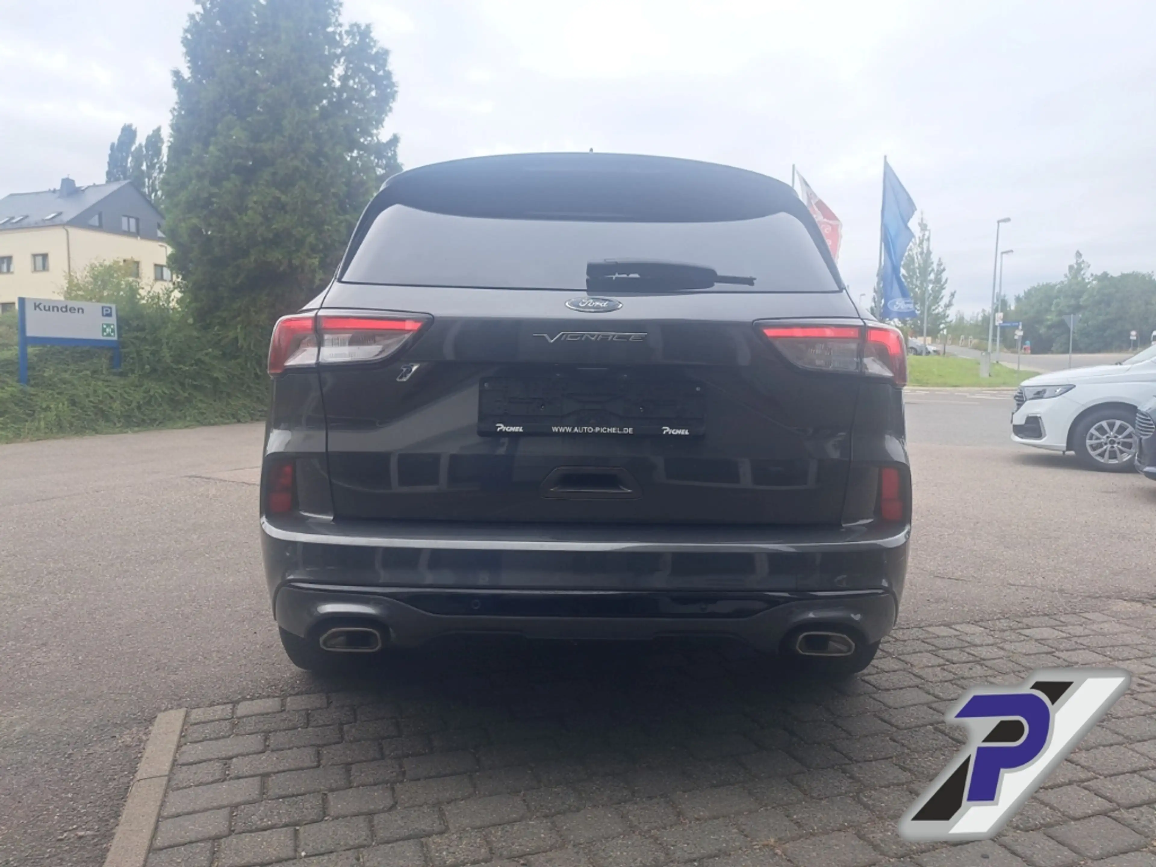 Ford Kuga Plug-In Hybrid Vignale HUD+LED+ACC+TWA+FALSCHFAHRE — photo 5