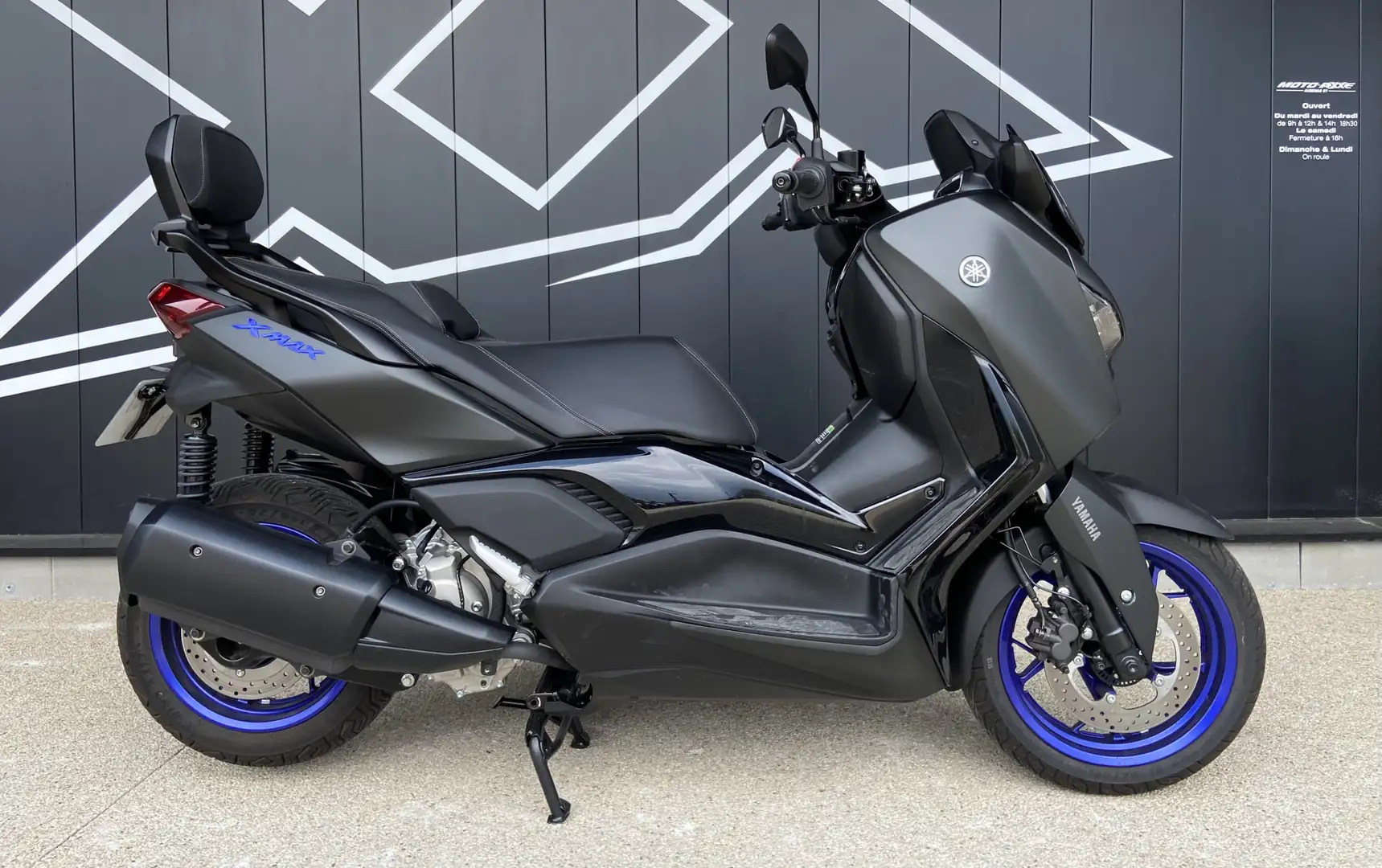 Yamaha X-Max 300 - 1