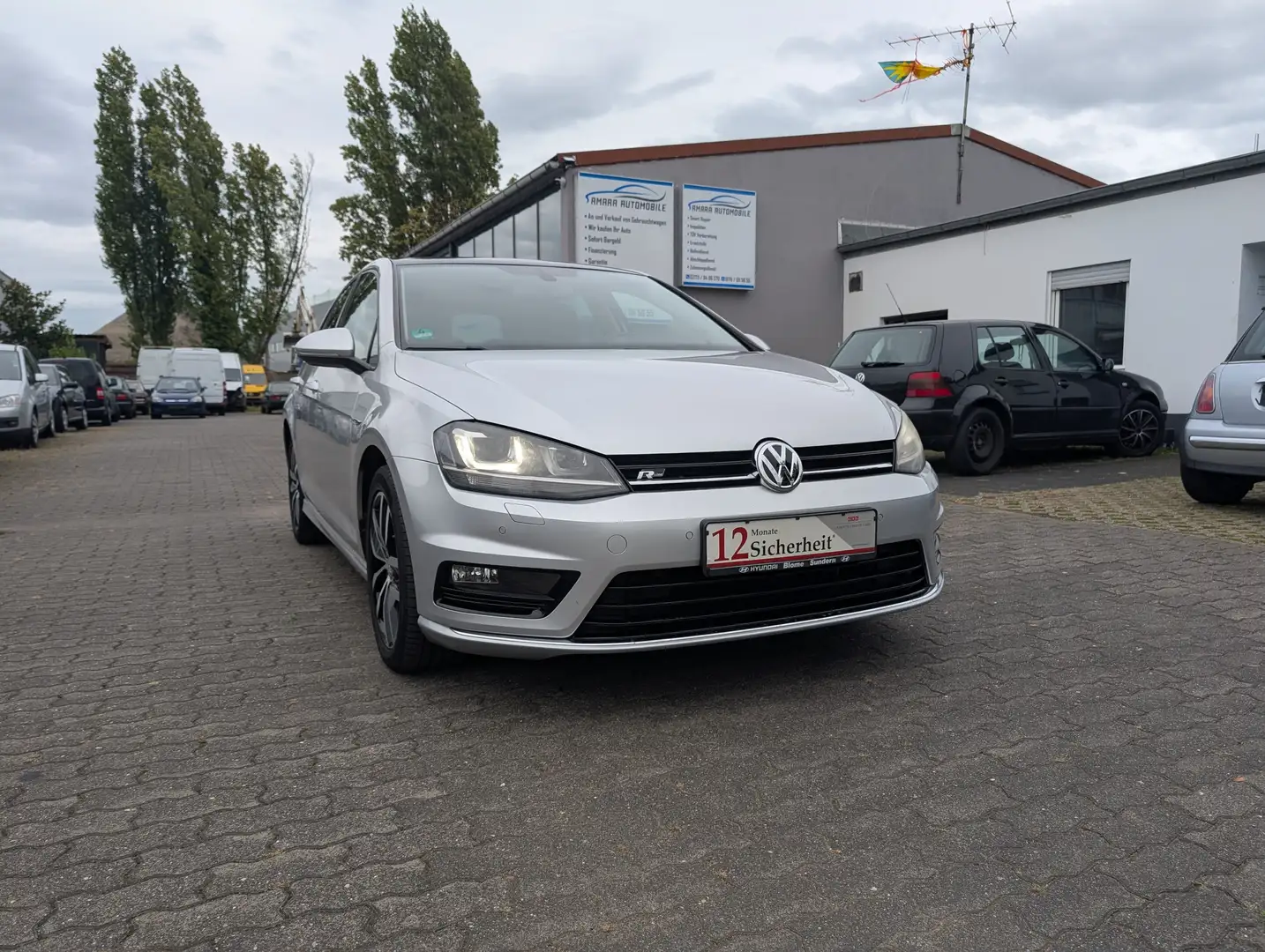 Volkswagen Golf 2.0 TDI BlueMotion Technology DSG R-line Silber - 1