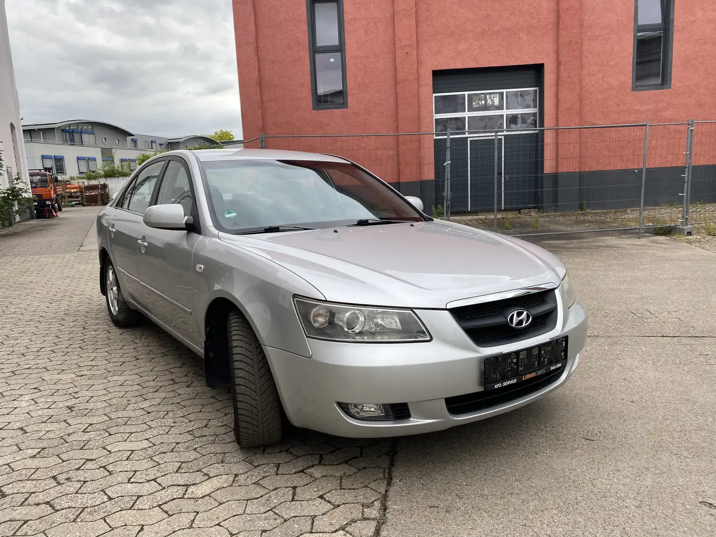 Hyundai SONATA 2.4 GLS - 2