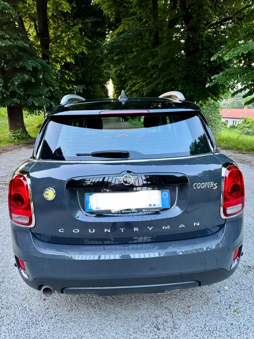 MINI Cooper SE Countryman 1.5 all4 auto Šedá - 2