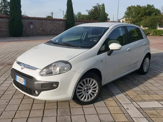 Fiat Punto Evo 5p 1.2 Dynamic 65cv Neopatentati