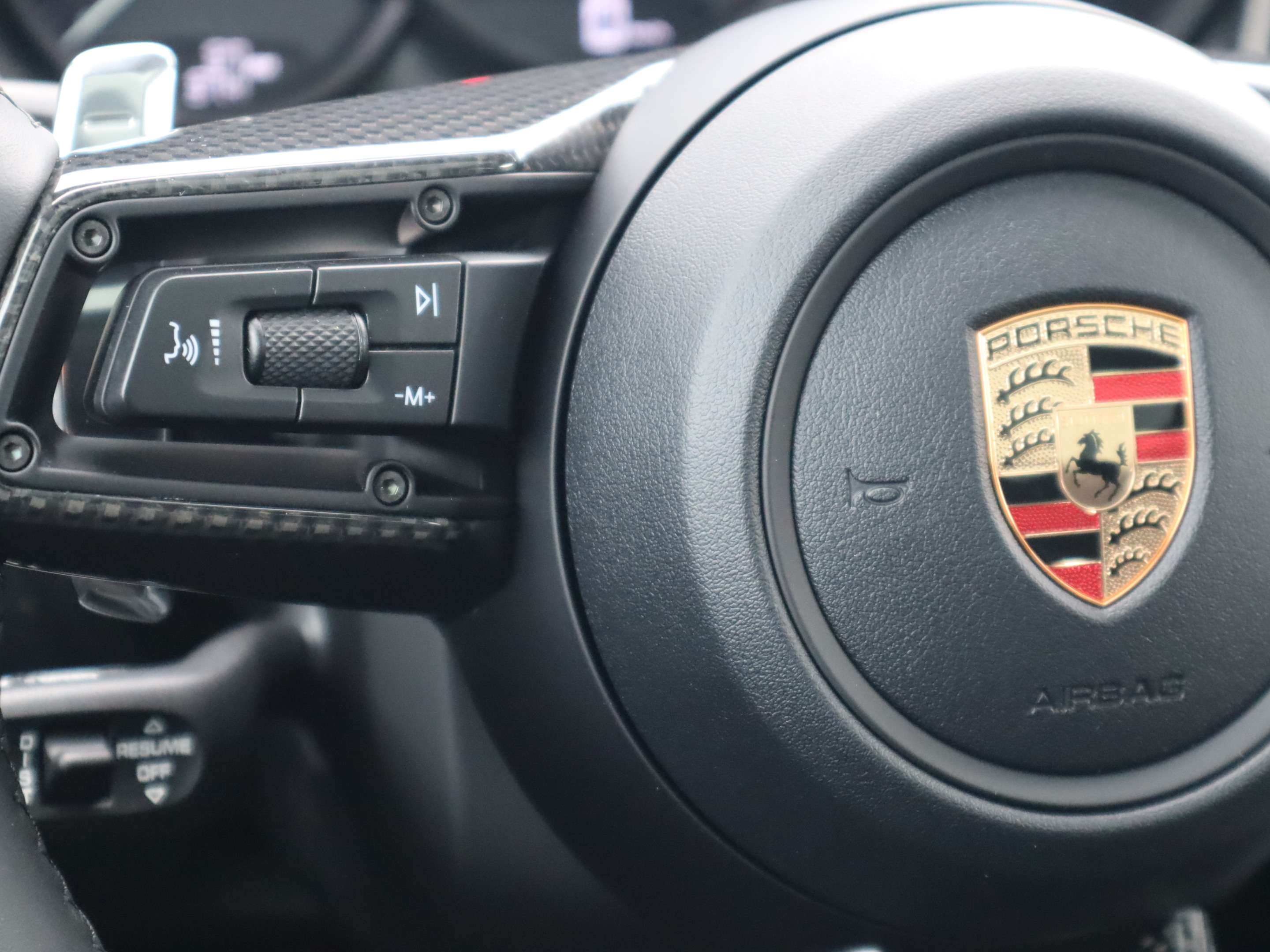 2026 Porsche Macan GTS AWD thumb 18