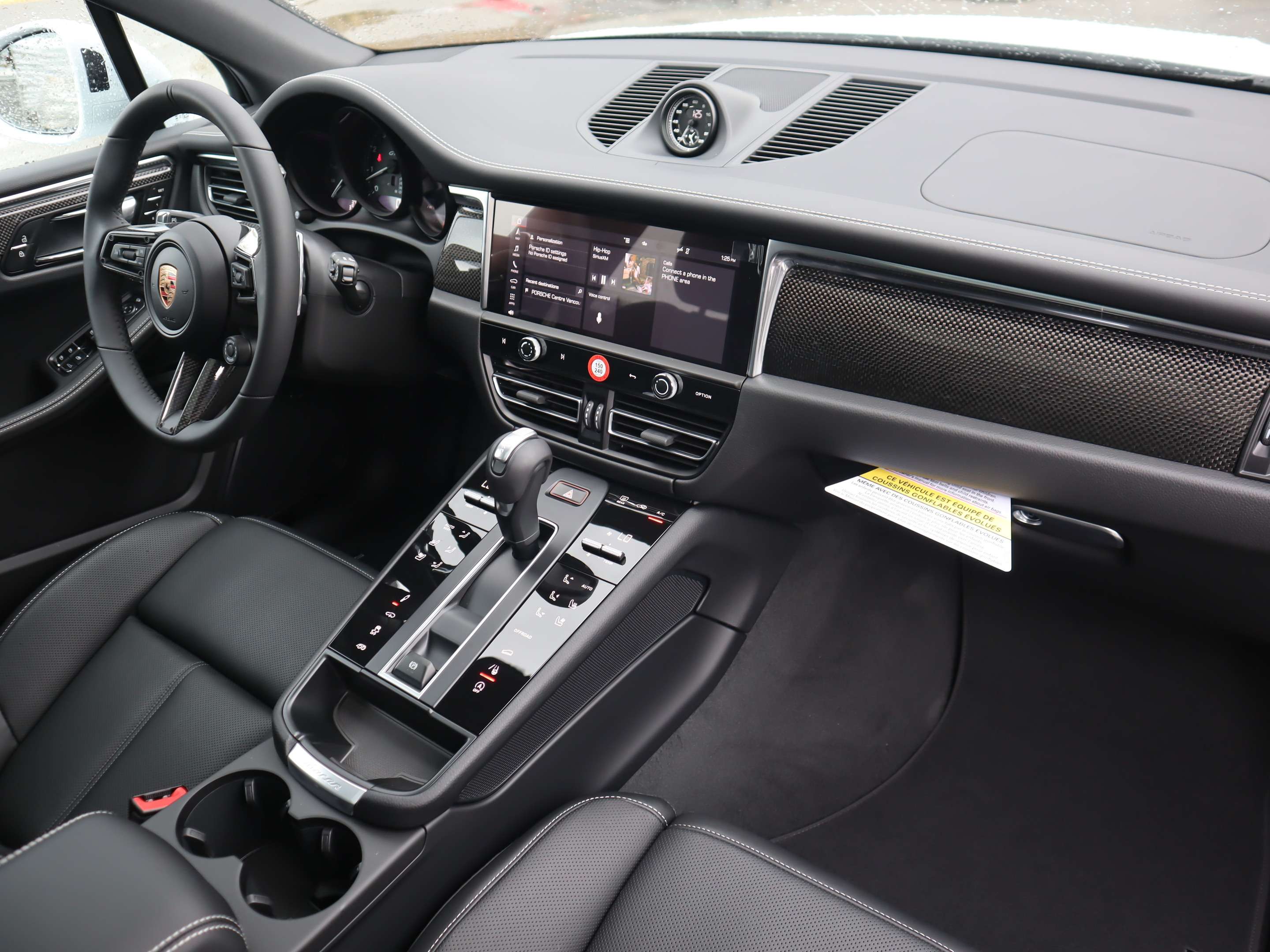 2026 Porsche Macan GTS AWD thumb 24