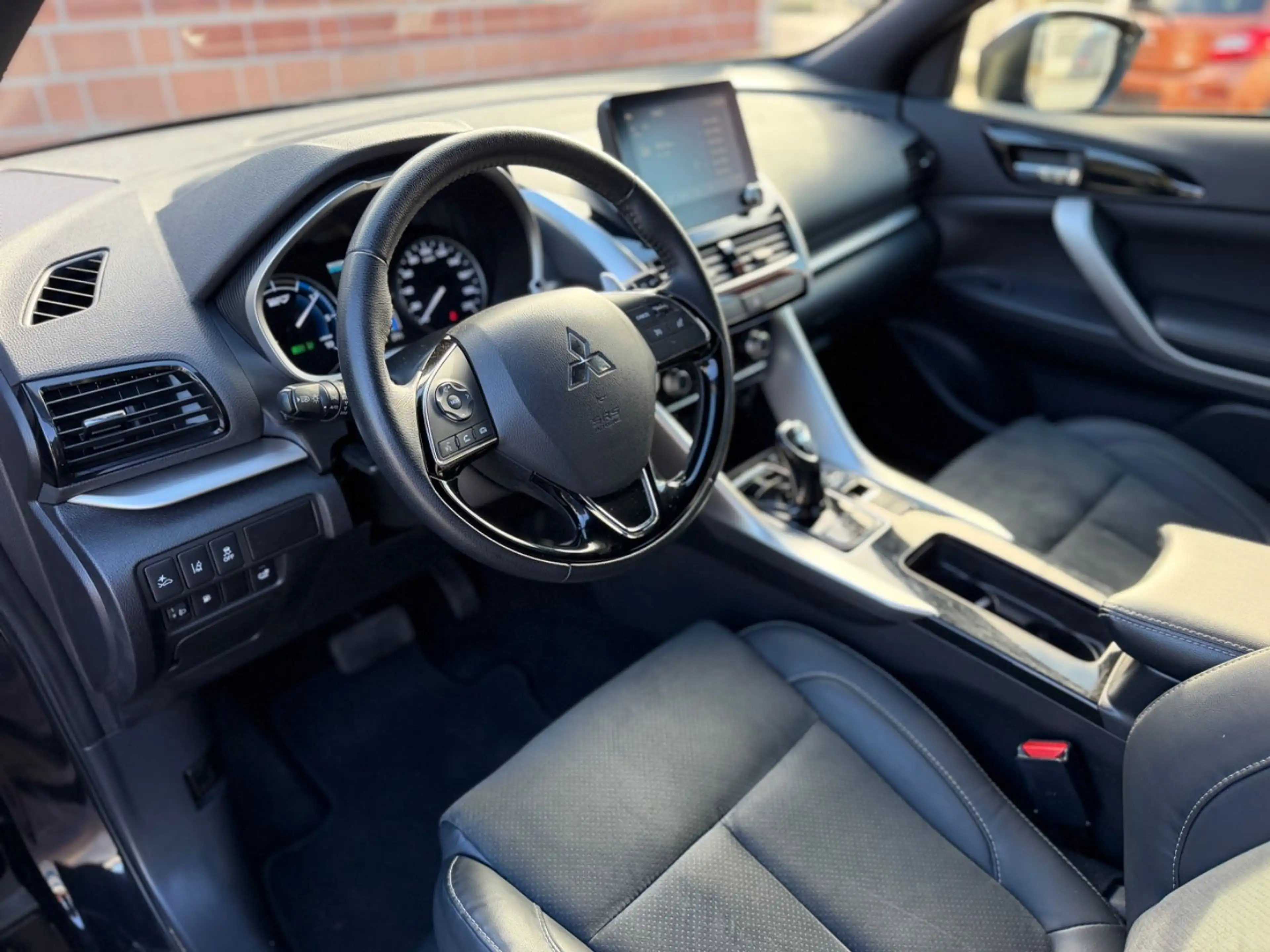 Mitsubishi Eclipse Cross Plus Hybrid 4WD /AHK/KAMERA/S.HEFT — photo 9