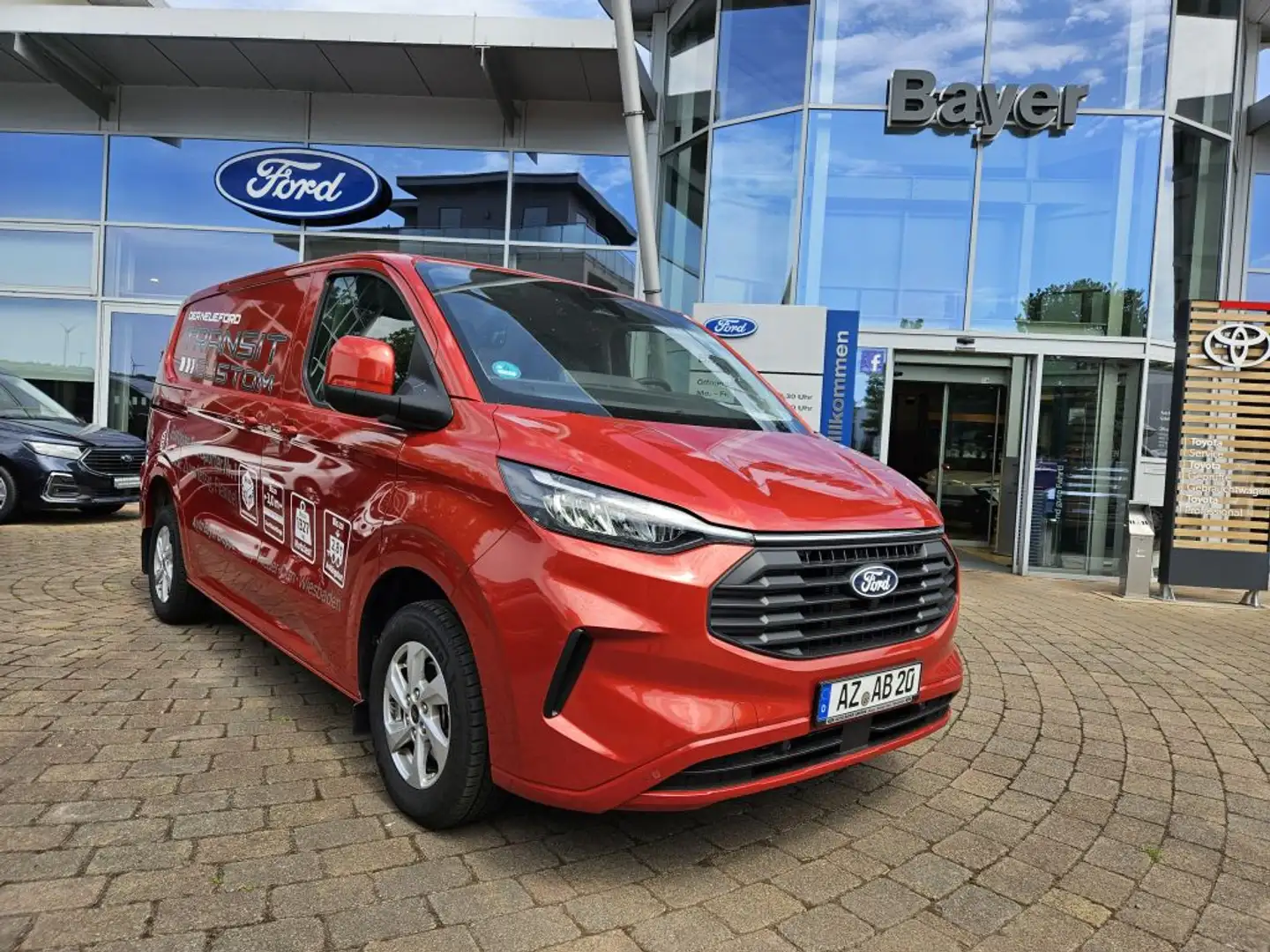 Ford Transit Custom 320 L1H1 LKW VA Autm. Limited Rot - 1